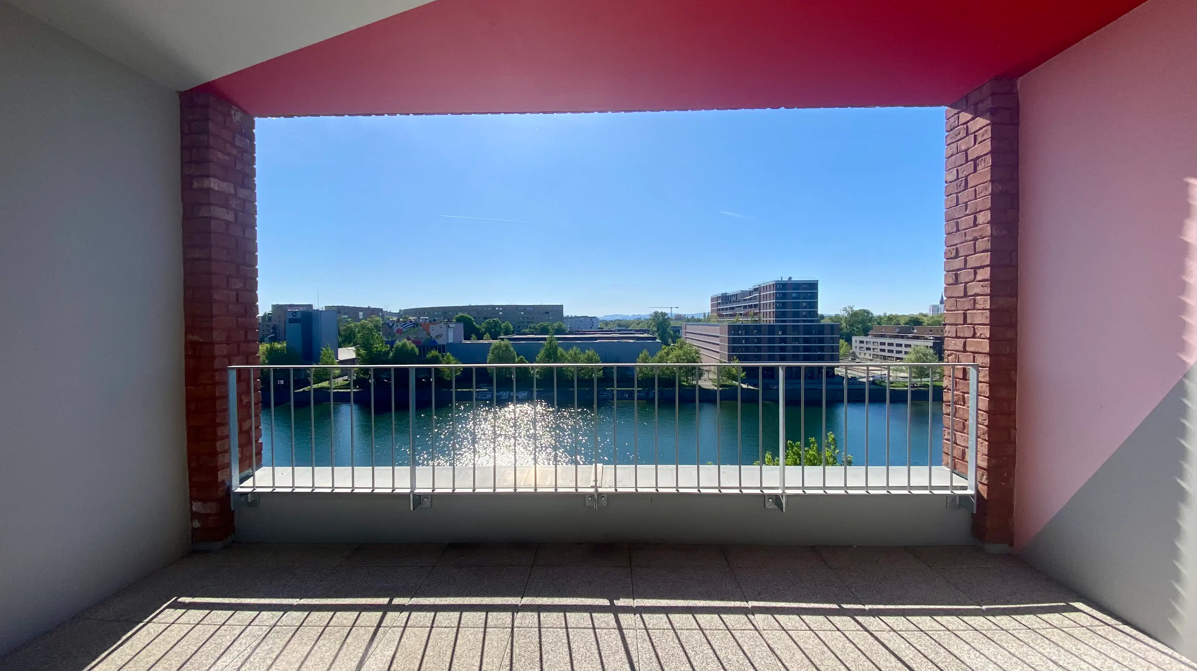 Strasbourg - 64 m² avec place de parking couverte