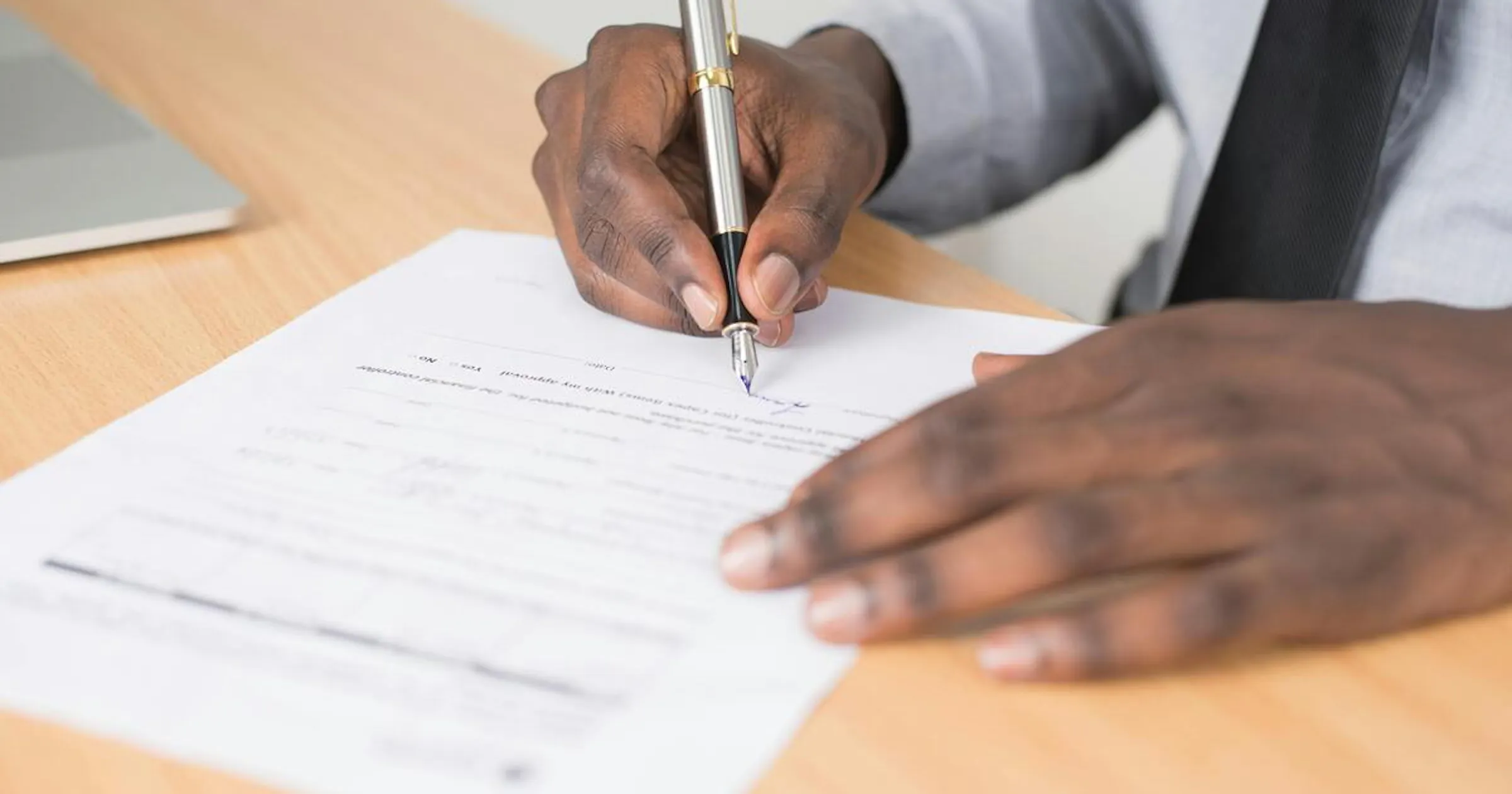 Attestation de Non Condamnation en Micro-entreprise : Modèle