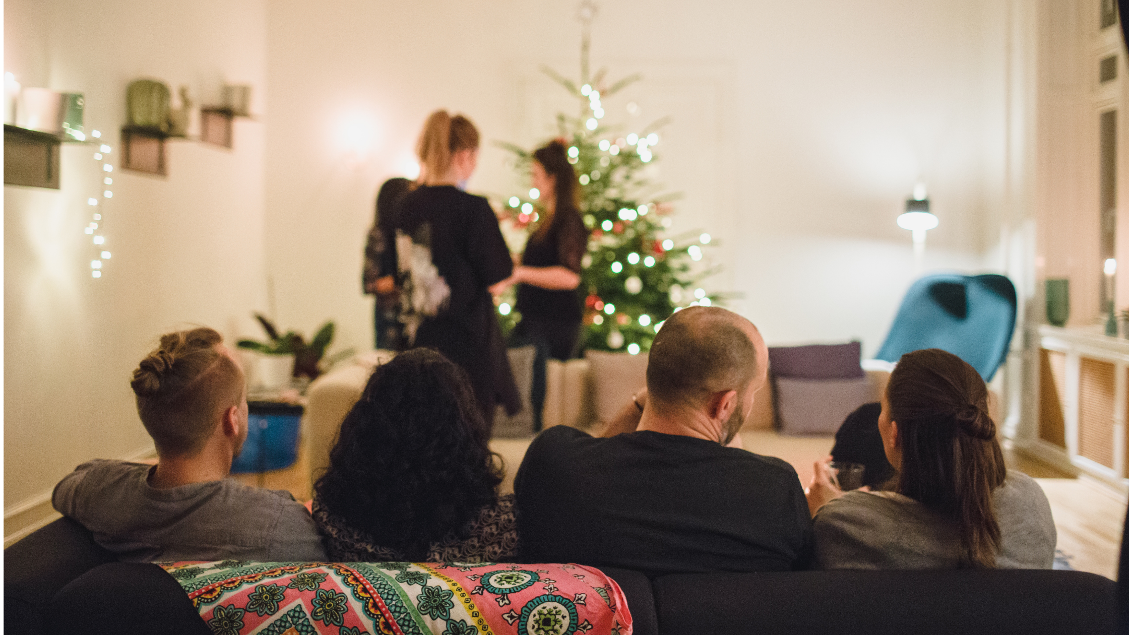 Christmas celebrations in a LifeX coliving apartment