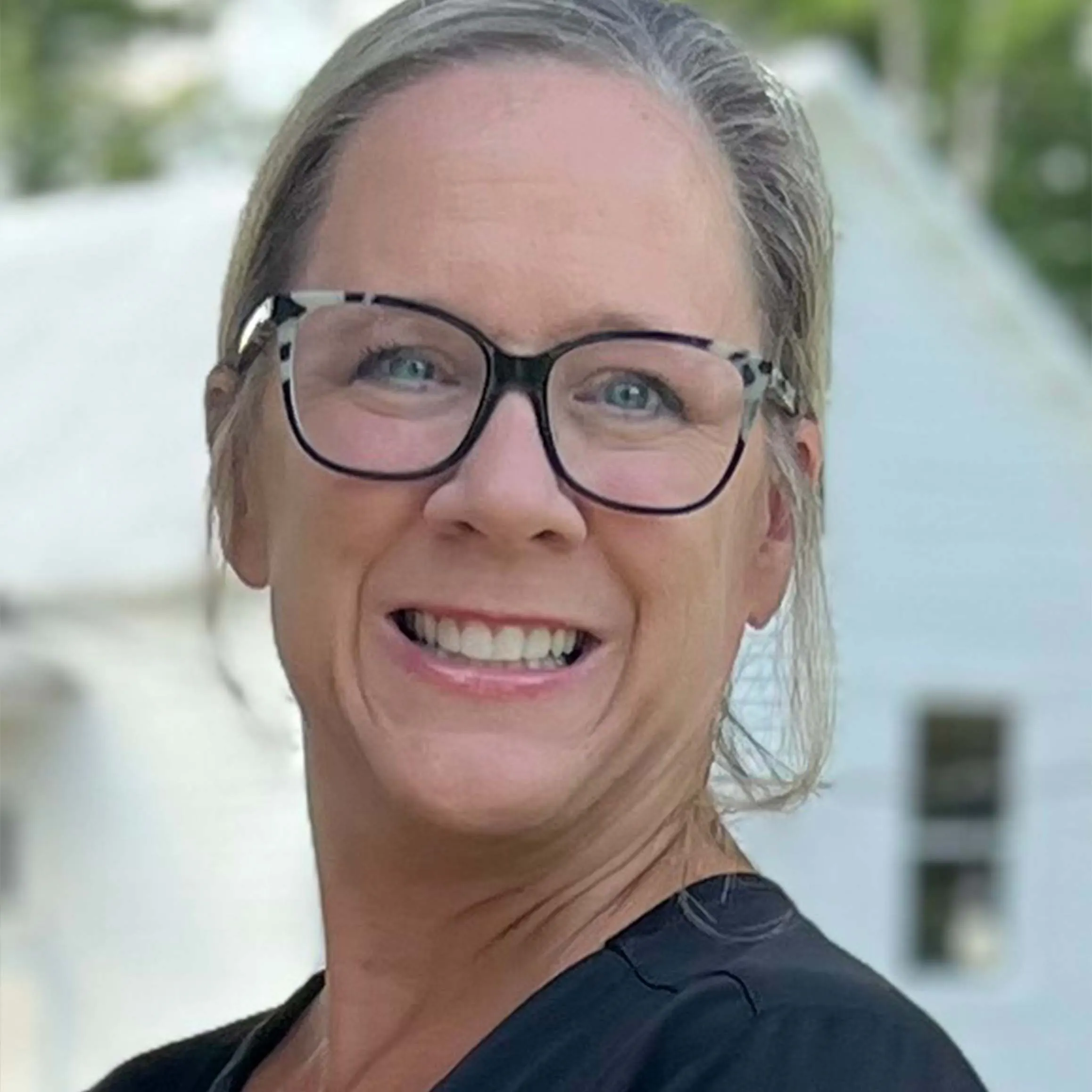 Lauri Cox, MSN, APRN, FNP-C, Midi Clinician