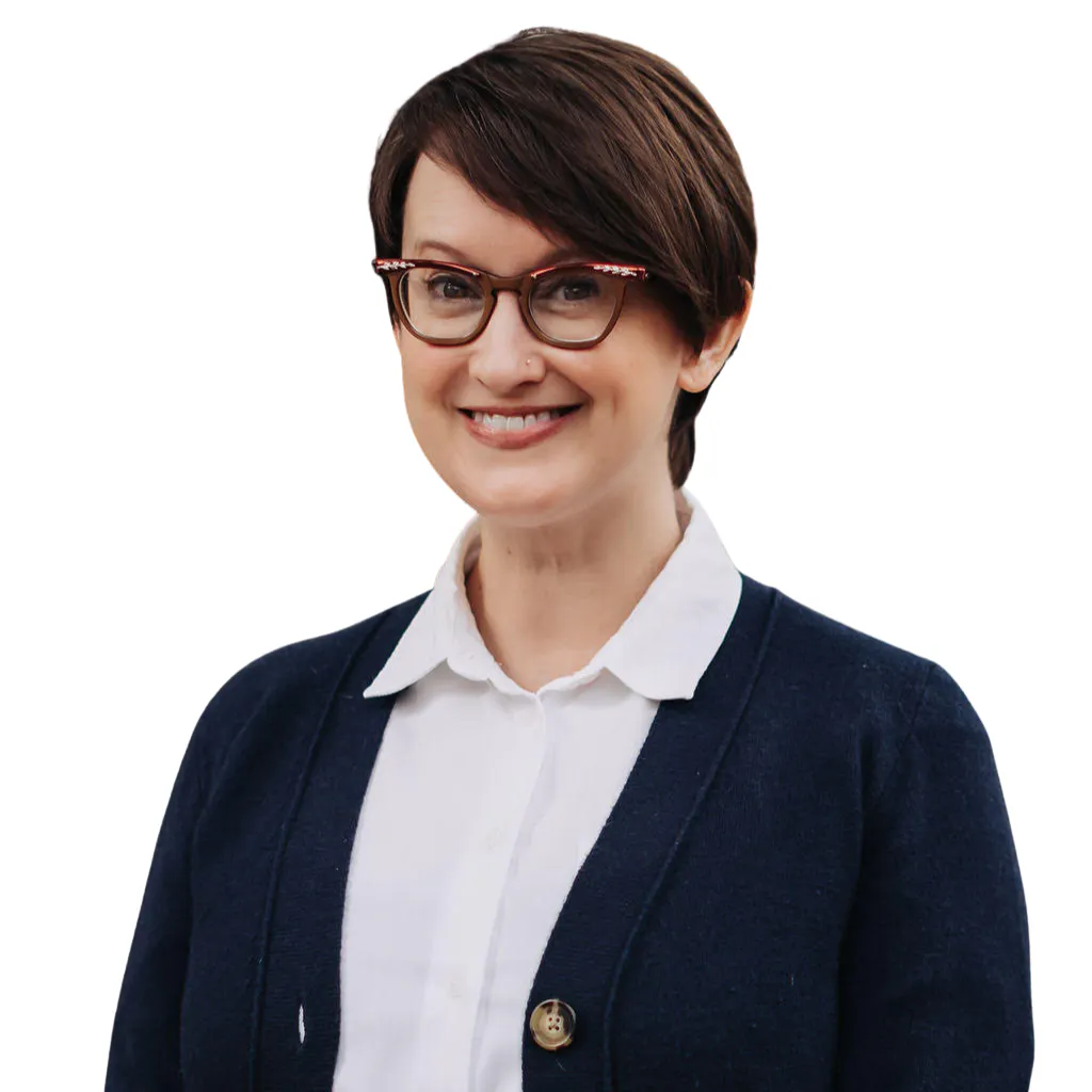 Sarah Bonomo, MSN, APRN, AGPCNP-C, Midi Clinician