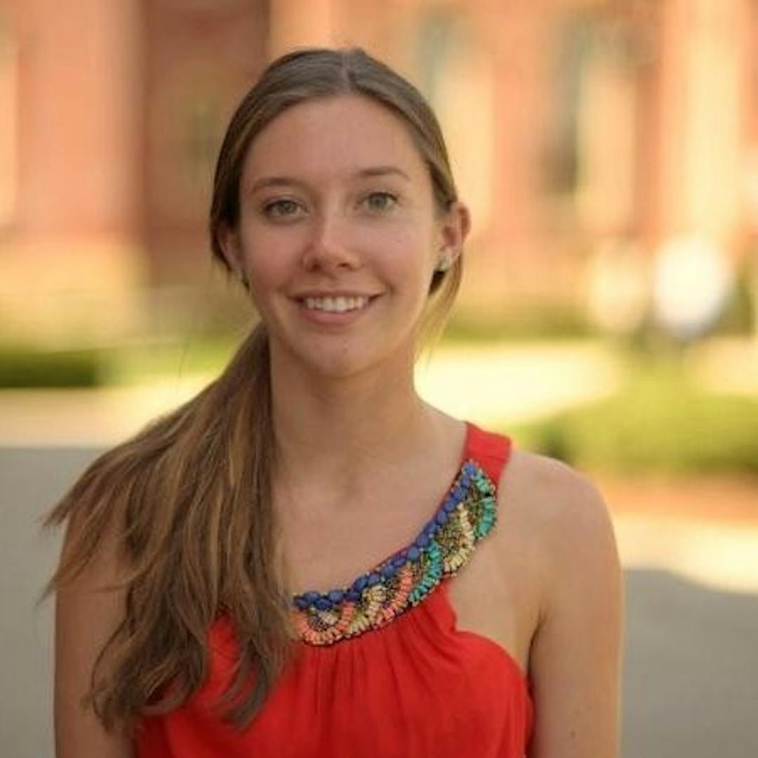 headshot of Hannah Chenoweth