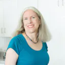 Elizabeth Dougherty headshot