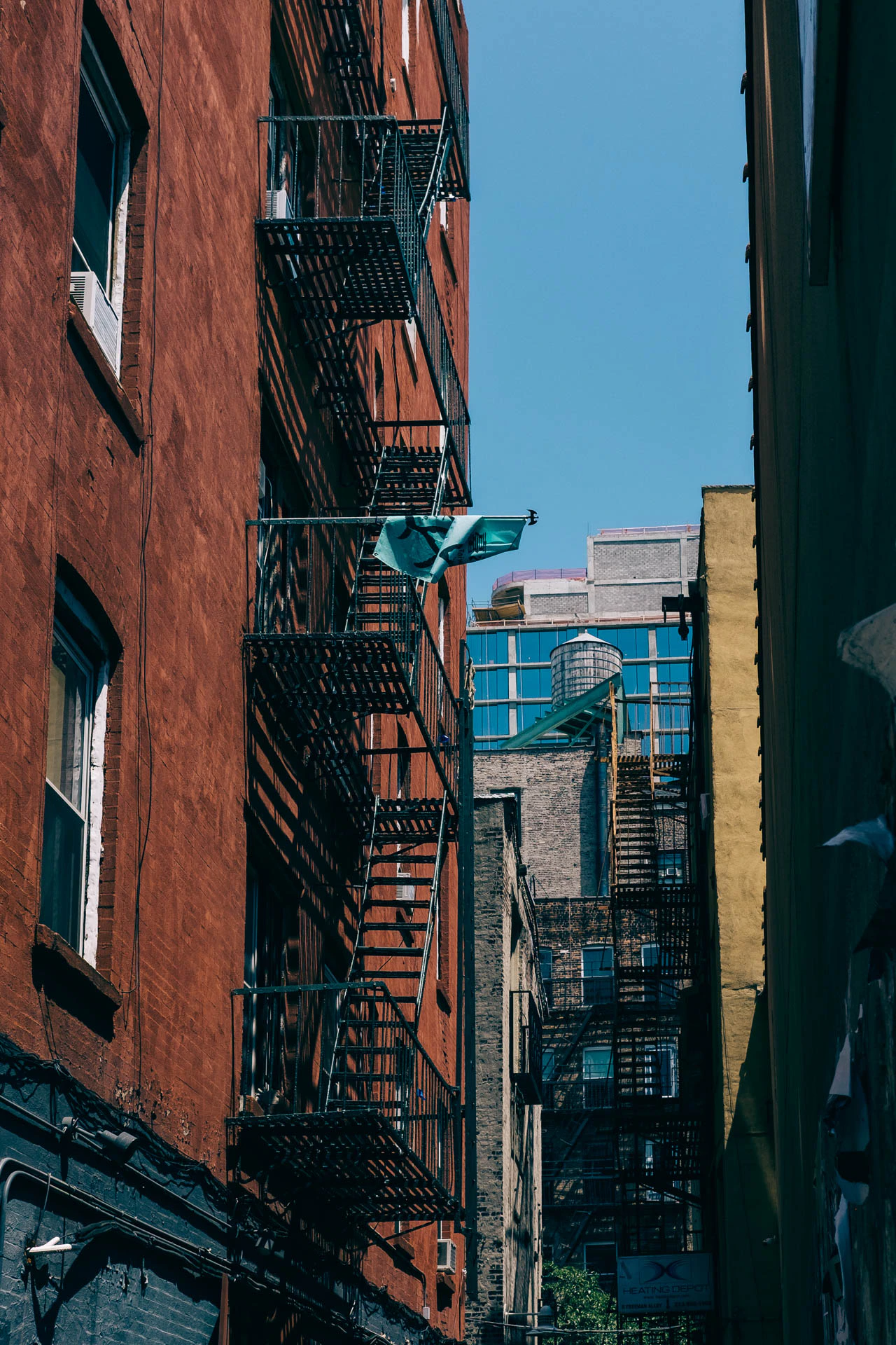 Alleyway in New-York City