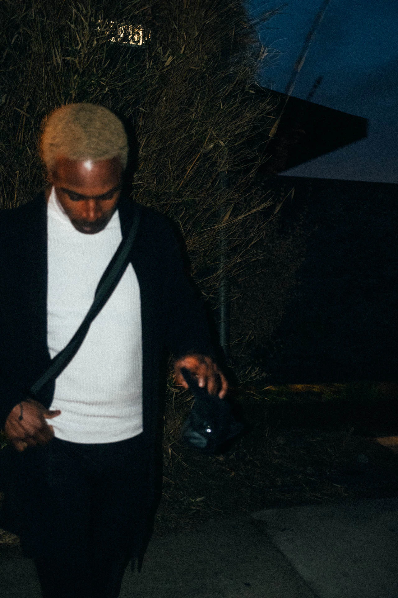 Man wearing a white shirt