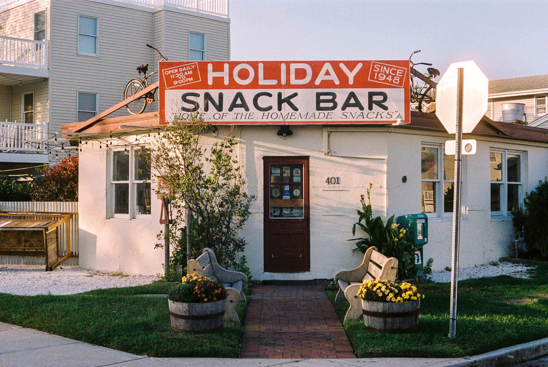 Holiday Snack back bar