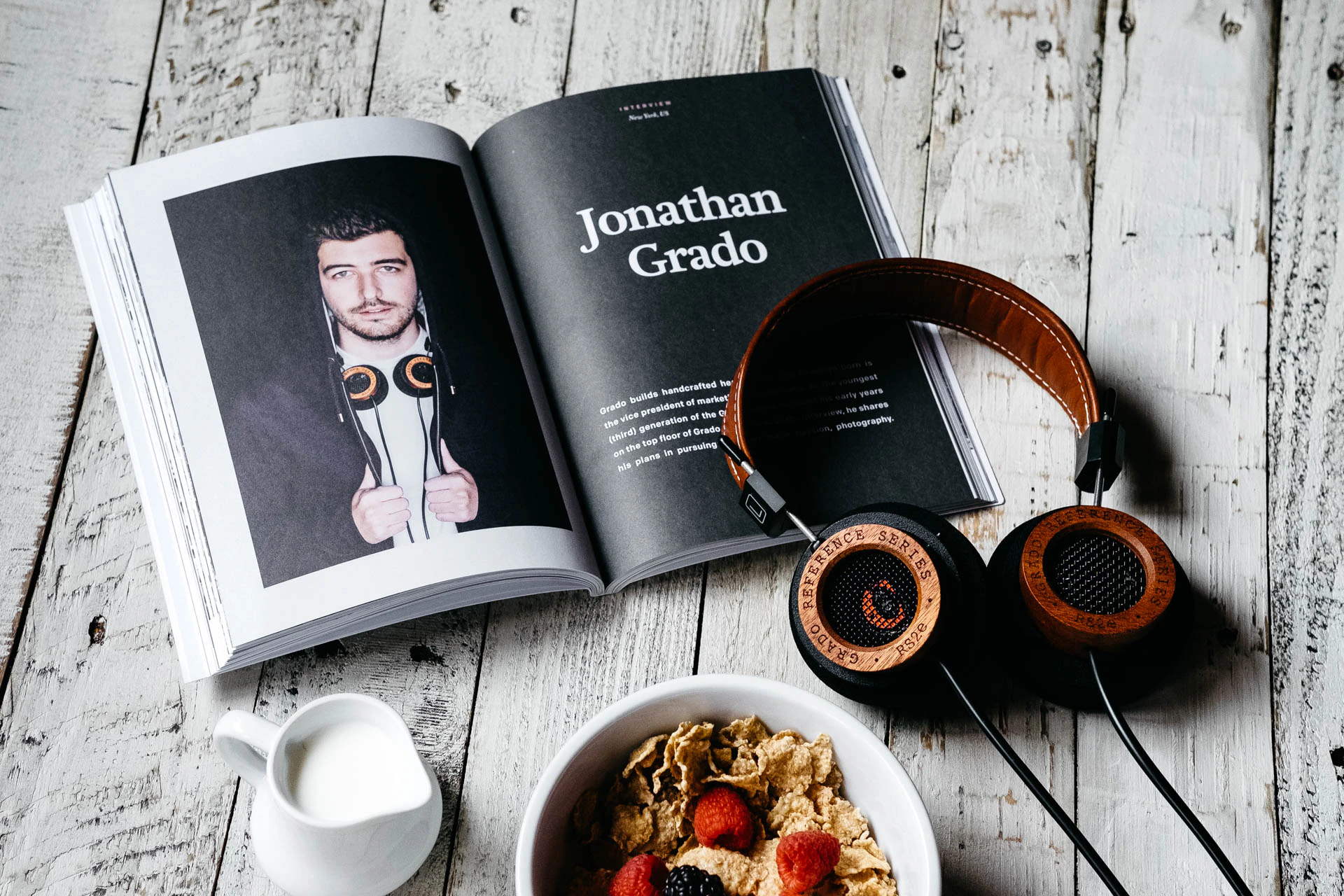 Jonathan Grado in Musotrees Magazine with RS2e headphones