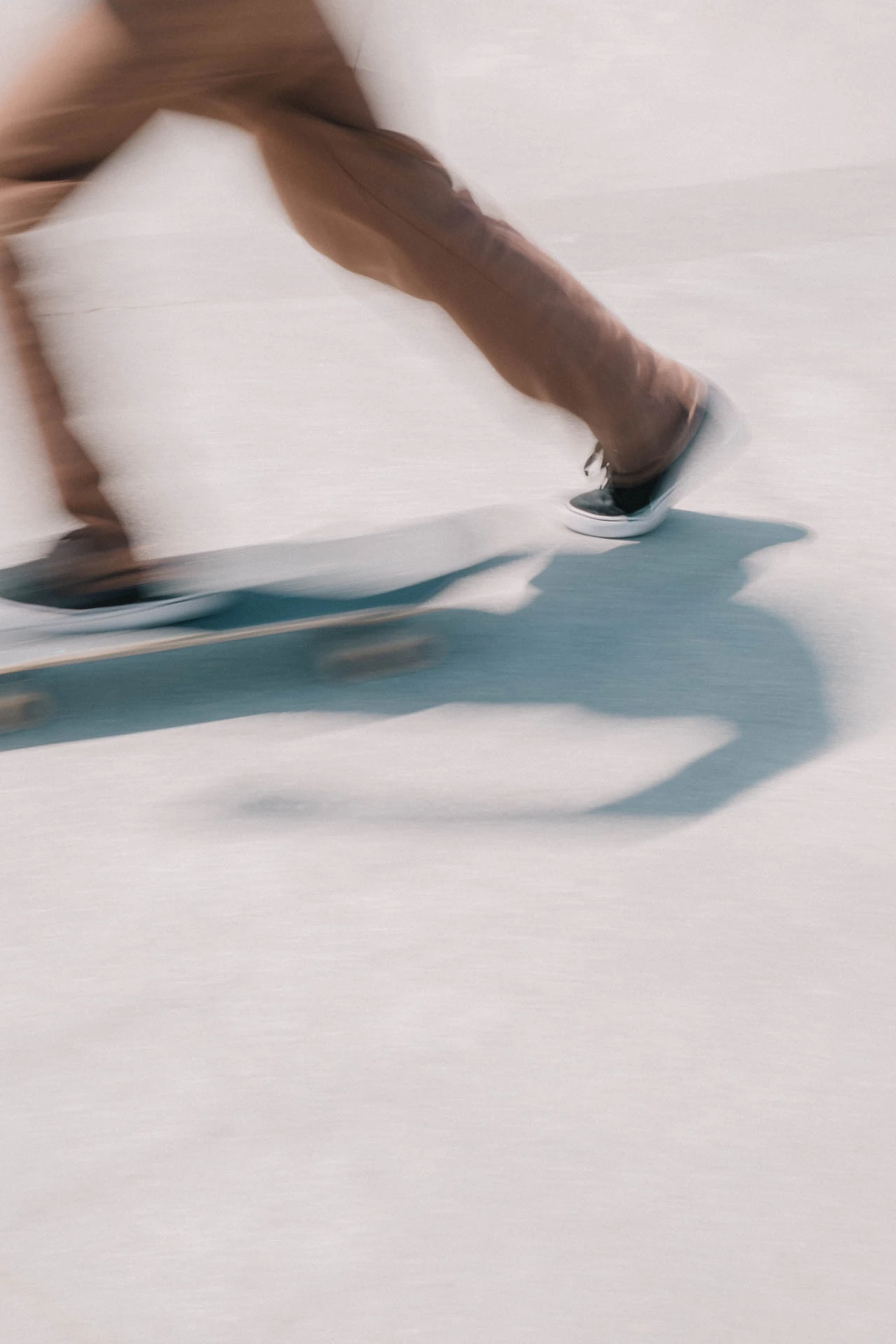 skateboarder in motion at venice beach