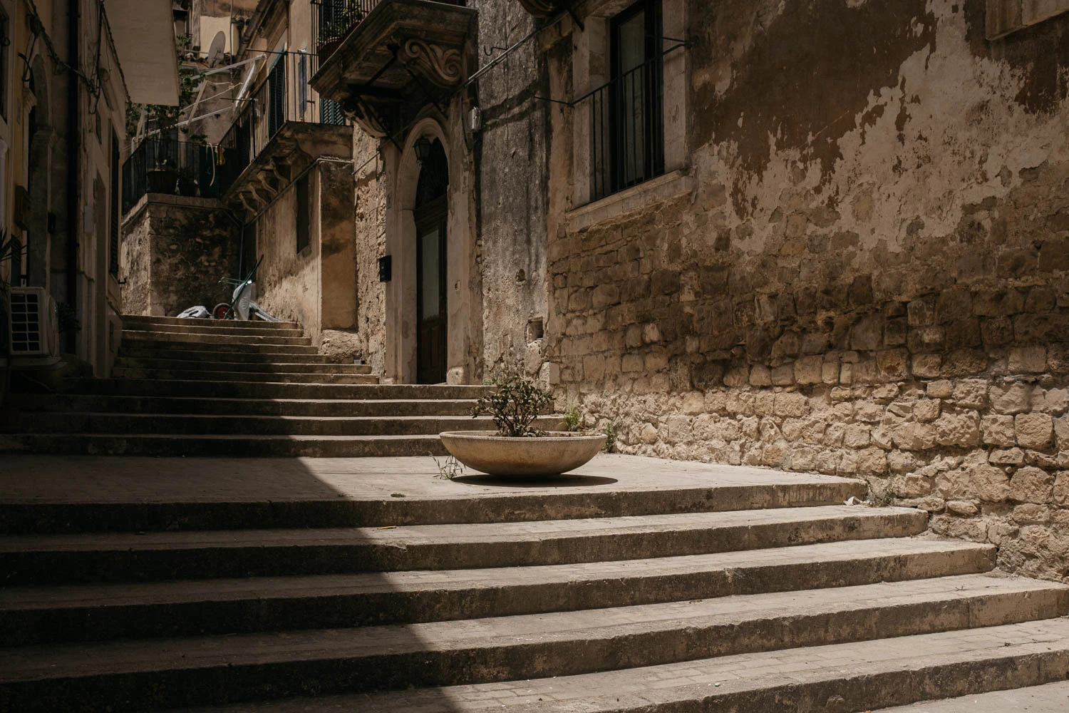 alleyway in Sicily covered in shadow