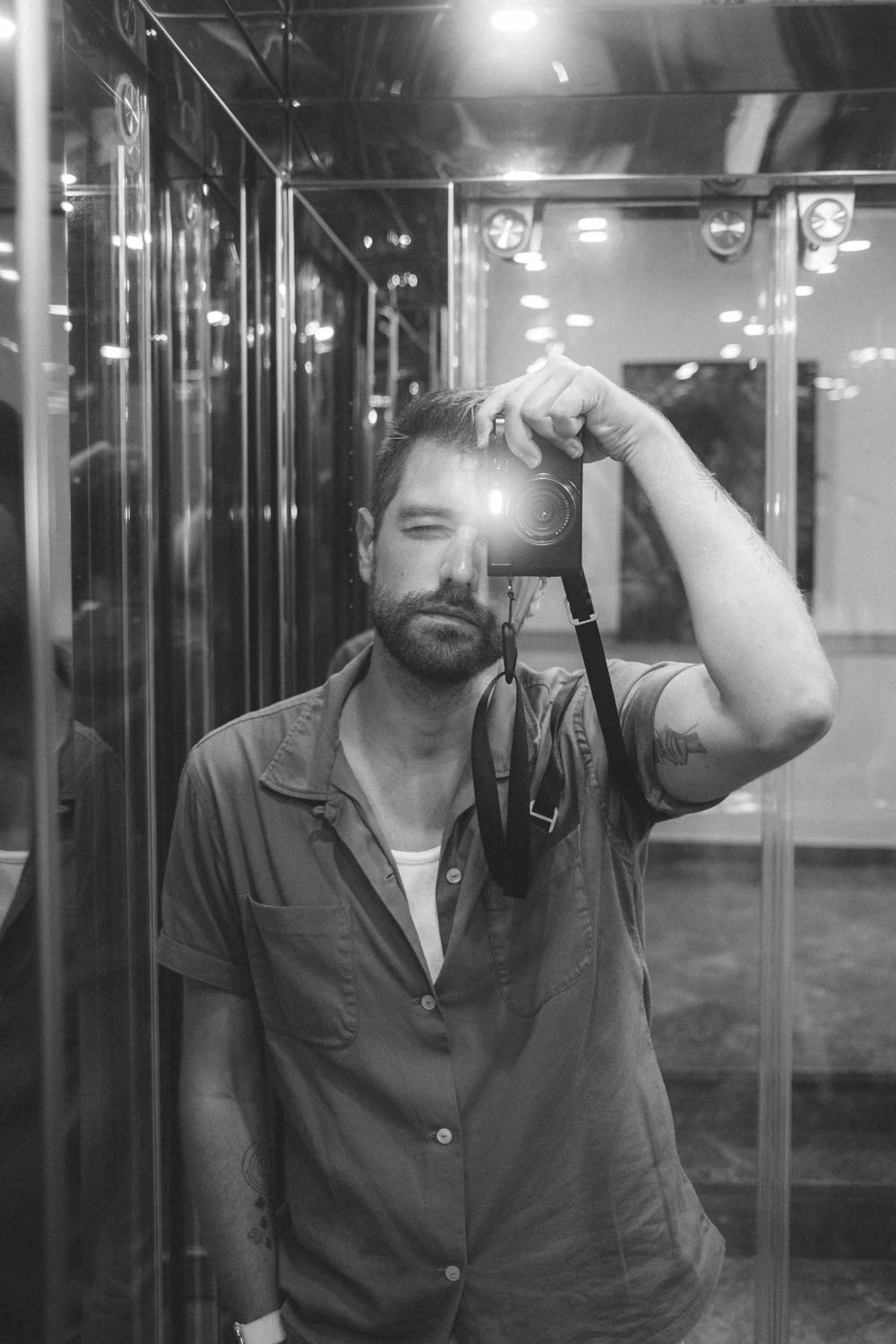 self portrait of Jonathan grado in Palermo mirror