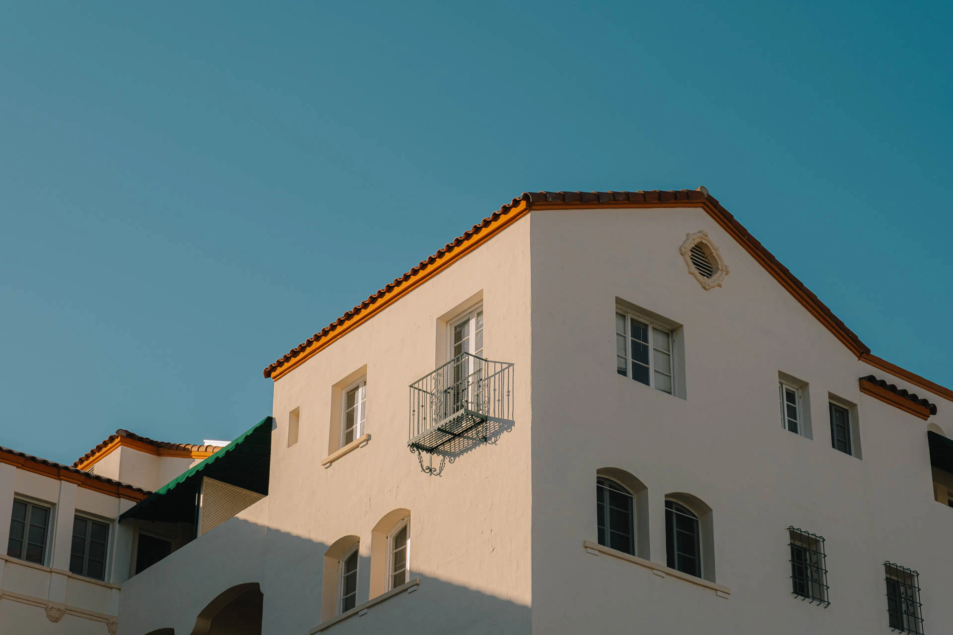 Spanish style building with Juliet balcony in Santa Monica