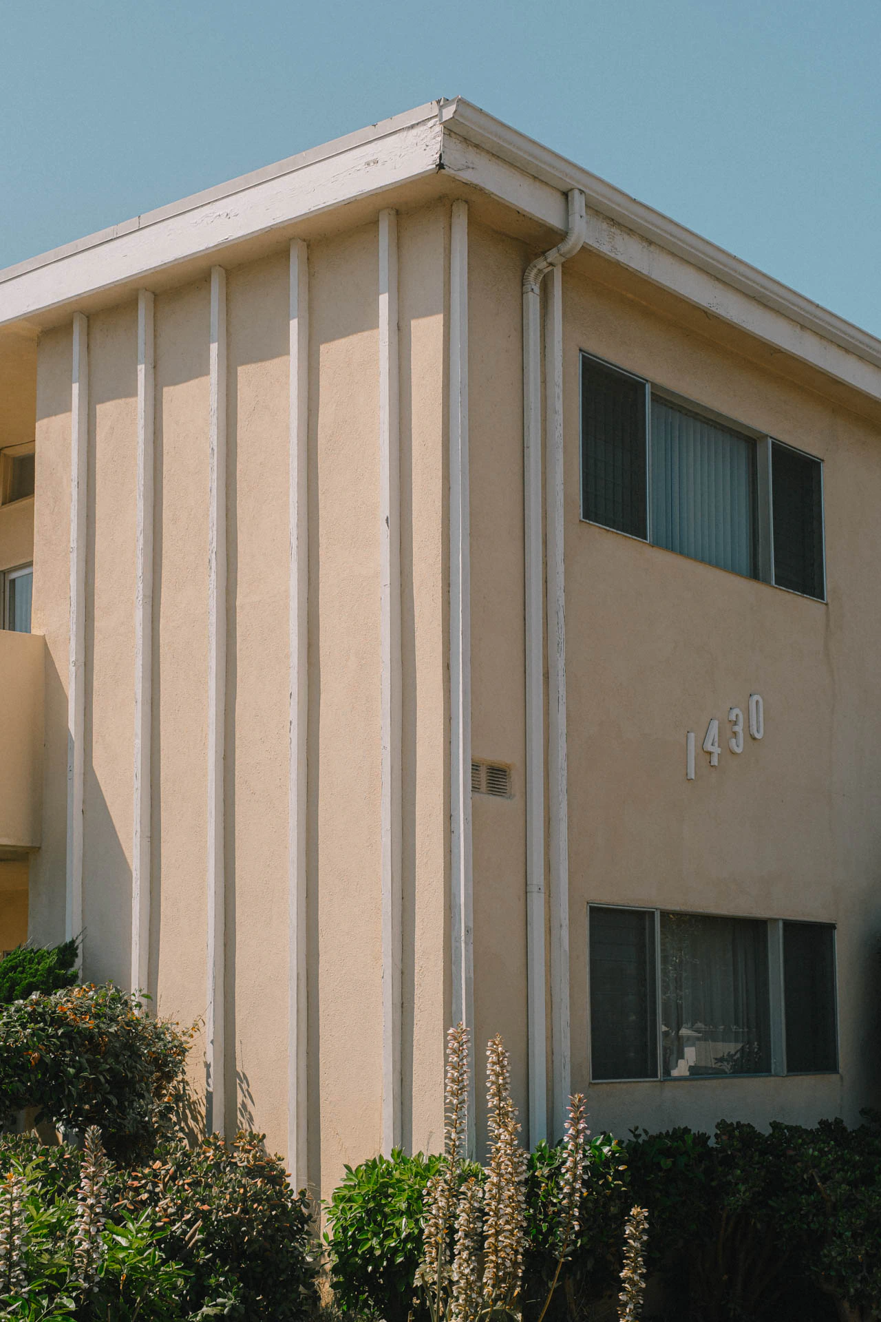 apartment building in Santa Monica