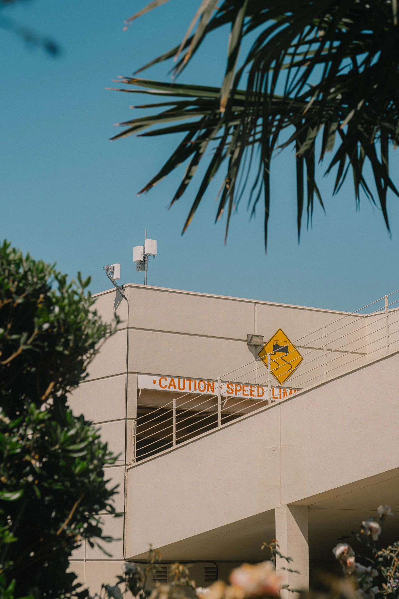 garage on Montana avenue in Santa Monica