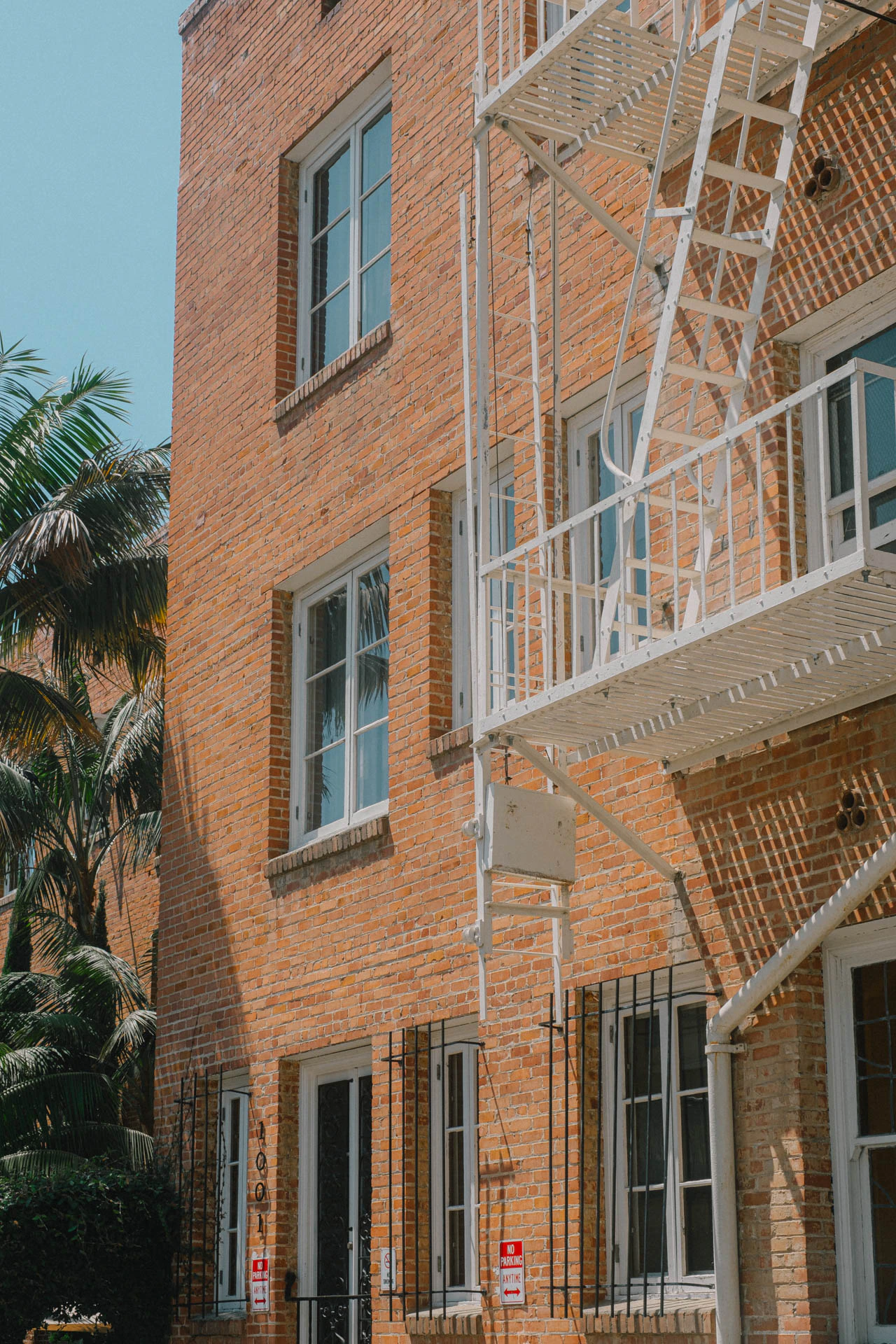 fire escape of palihouse Santa Monica