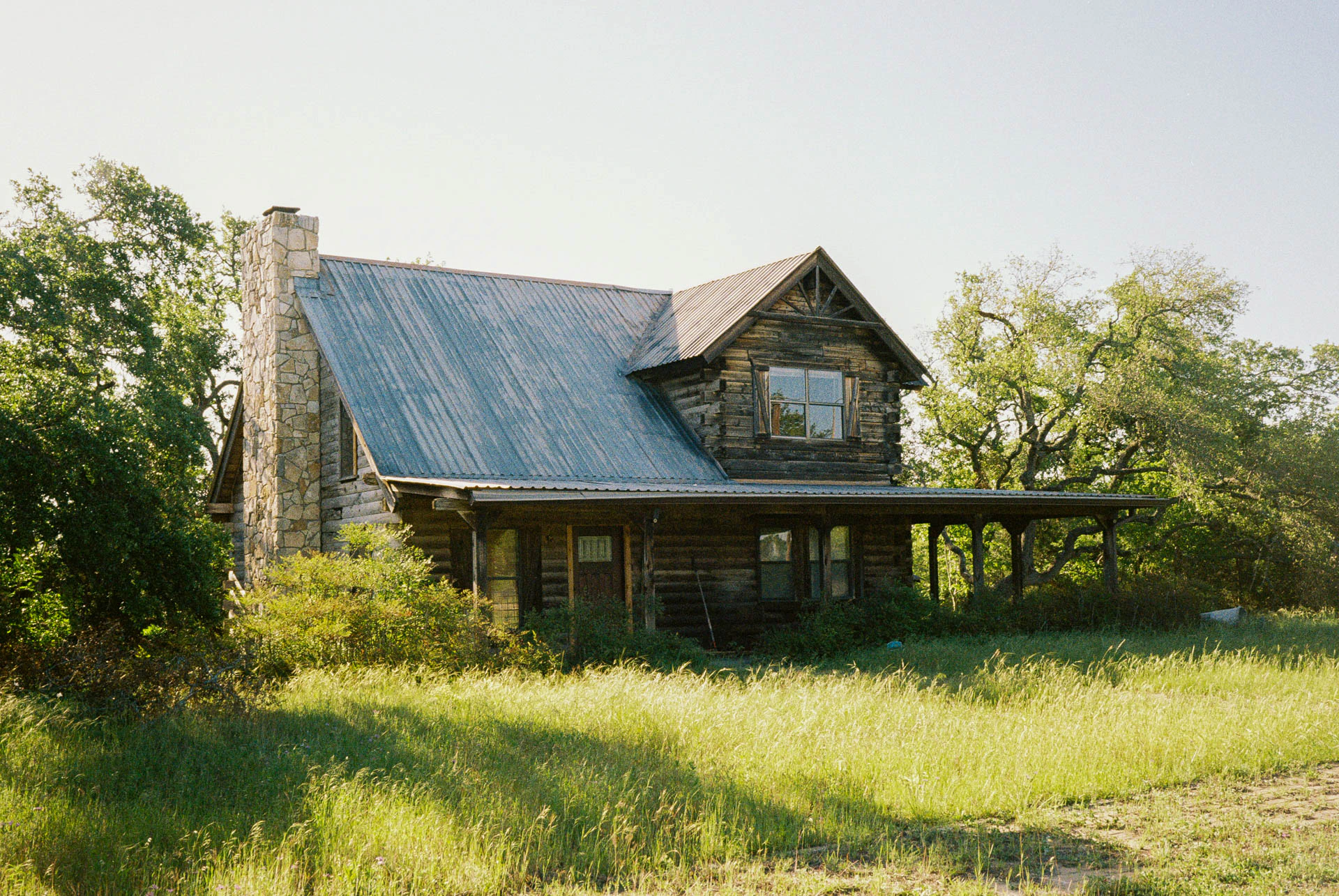 old house on film in texas