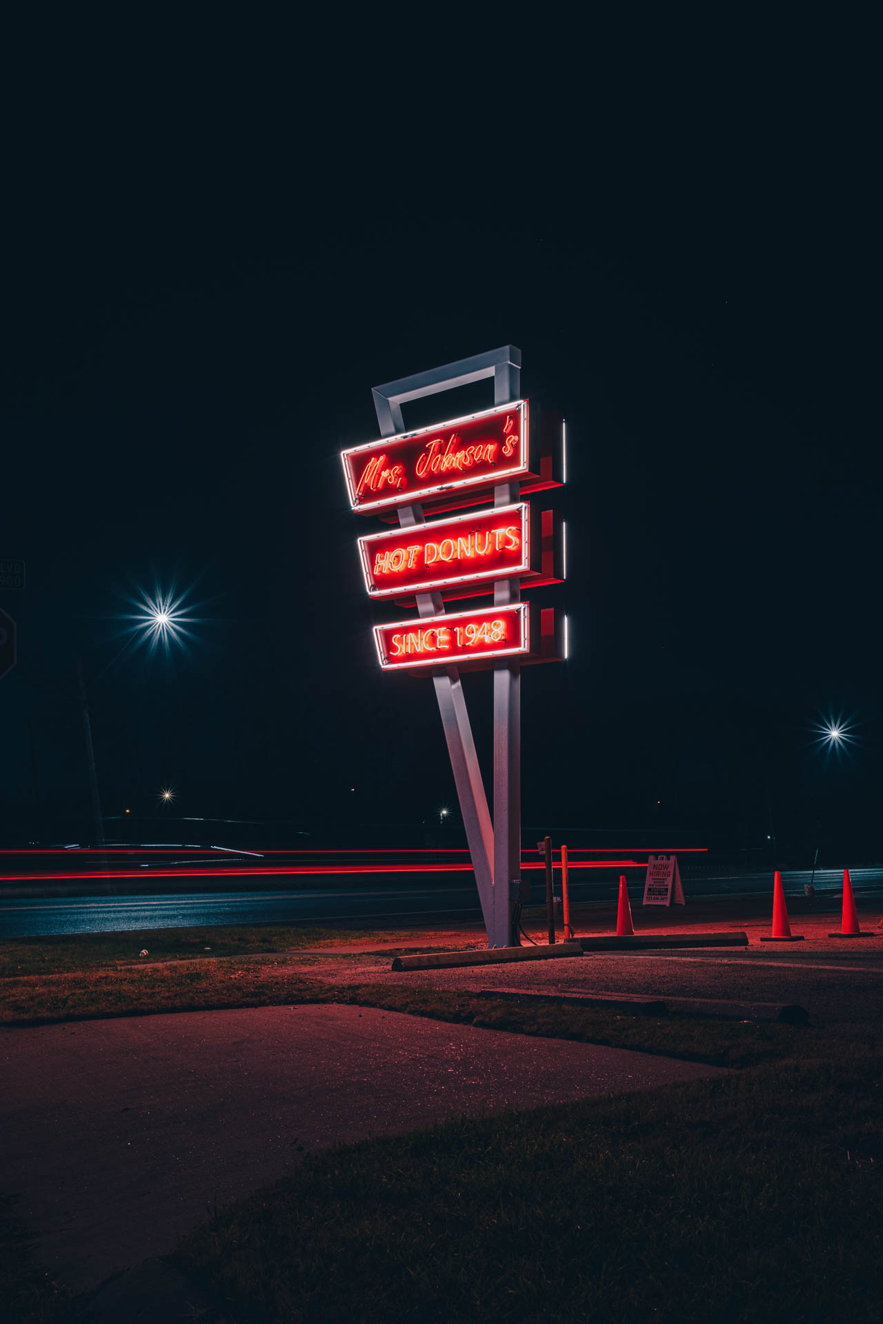 Mrs. Johnson's Hot Donuts Neon Sign at Night (Fuji X-T5)