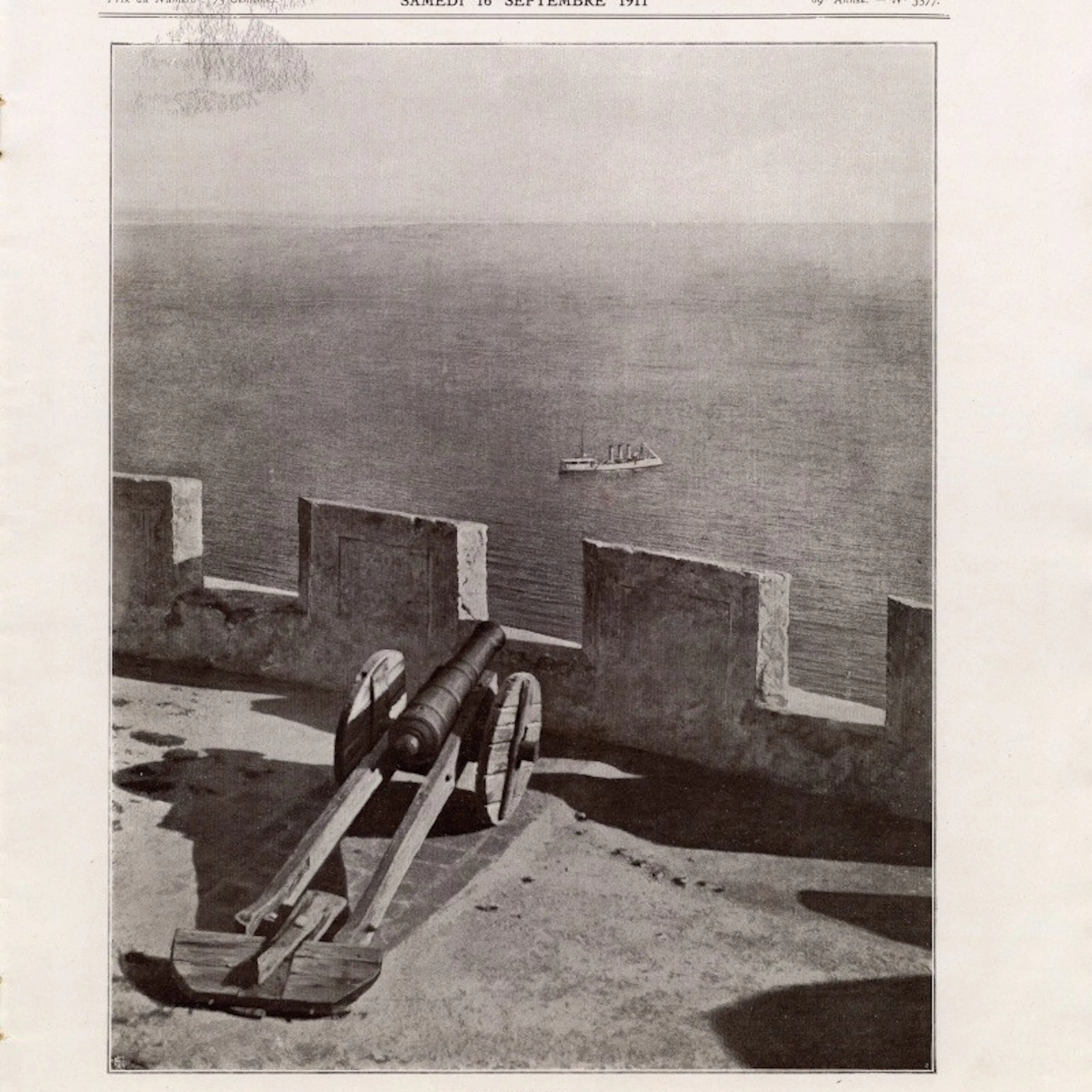 Le croiseur Berlin devant la casbah d'Agadir le 16 septembre 1911