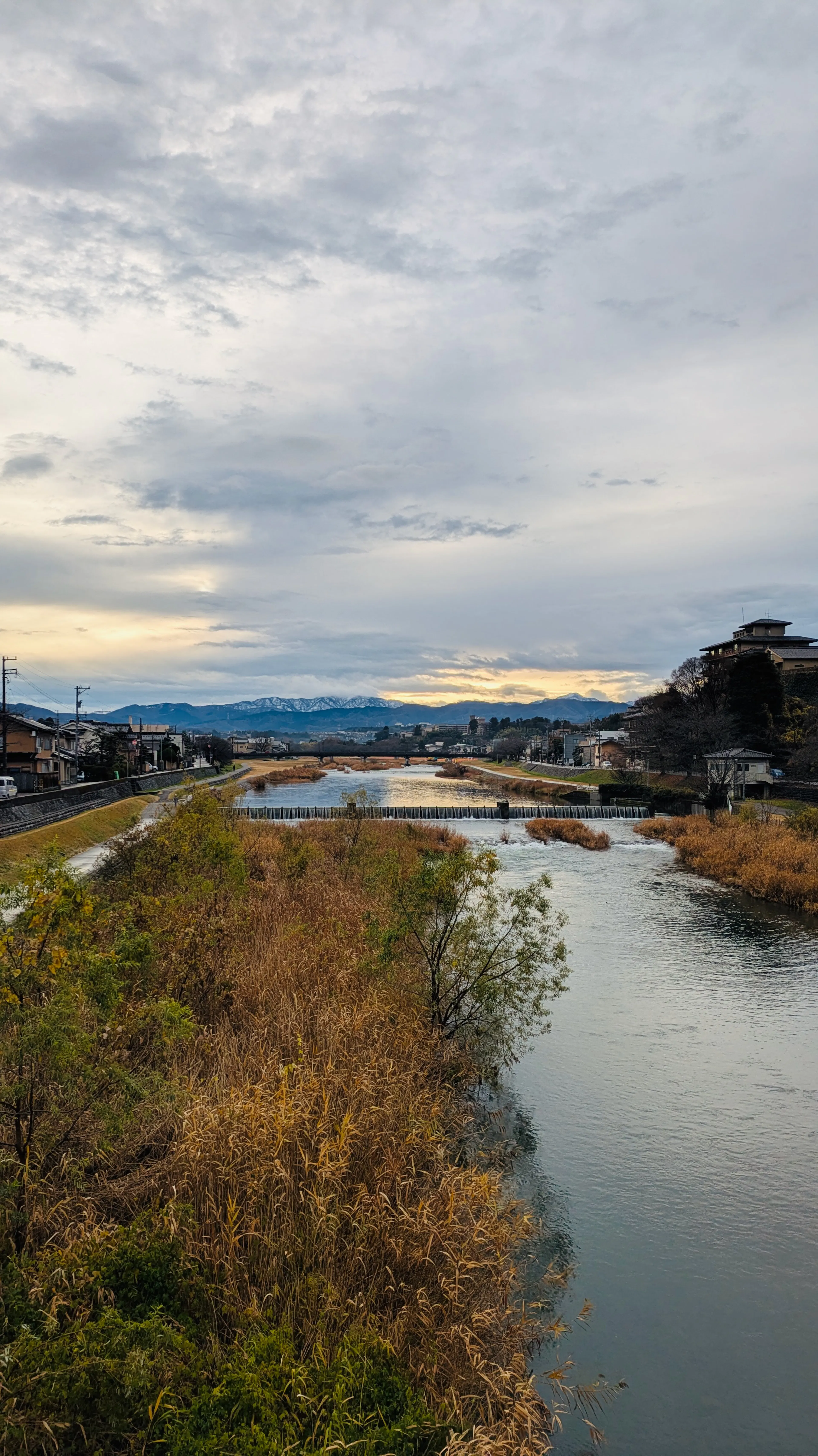 Running path along Sai River