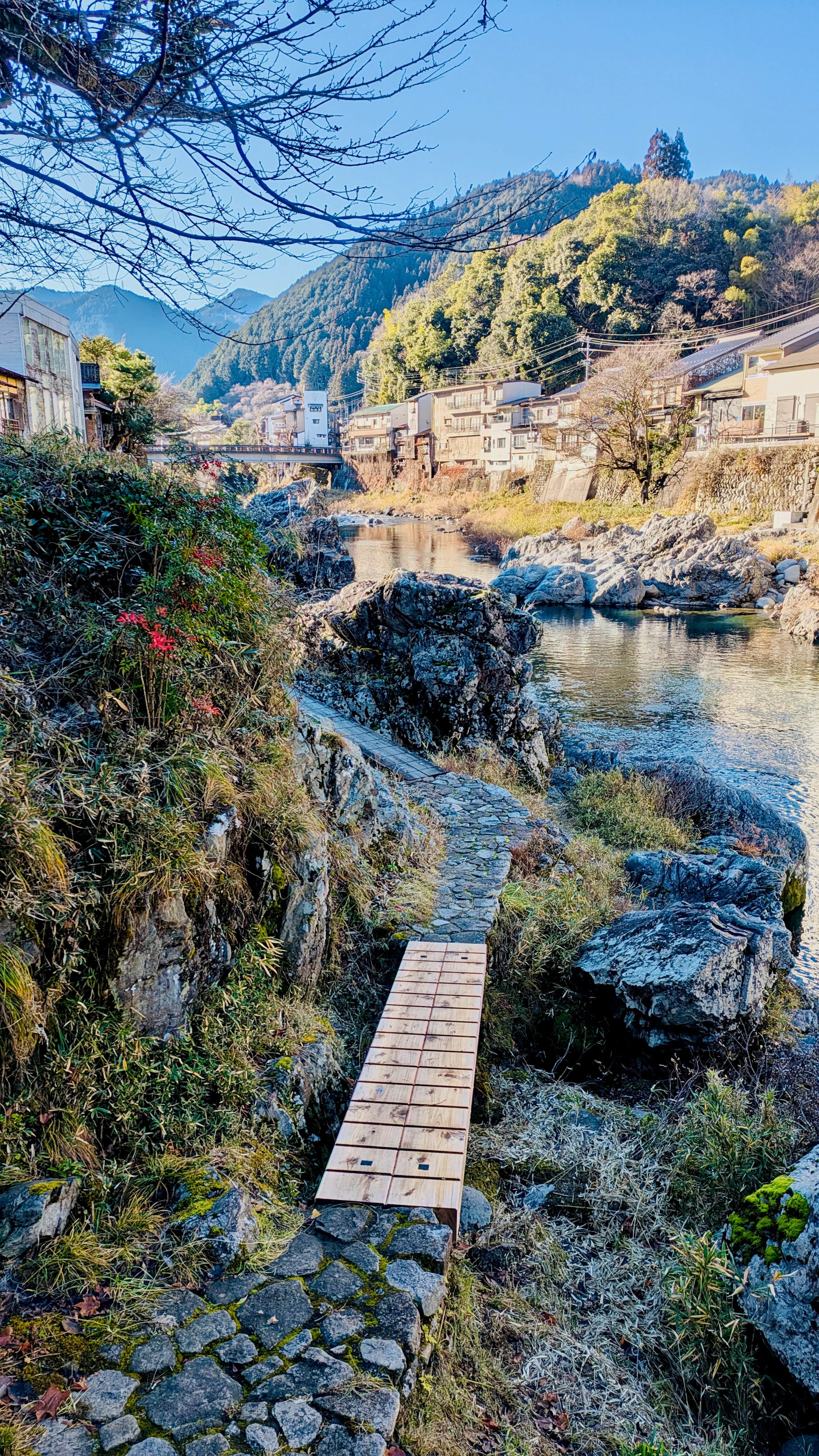 Gakko Bridge