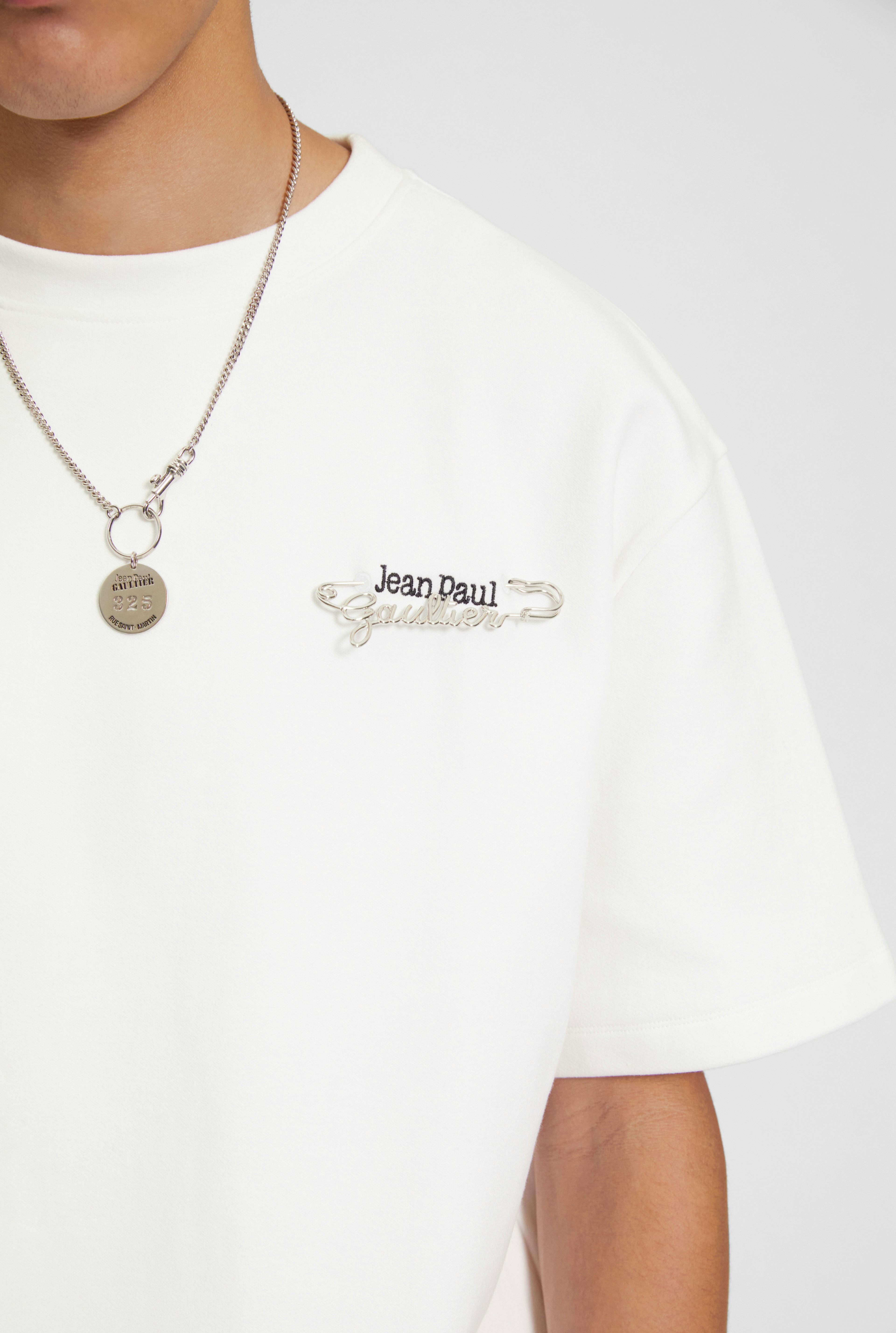 The Brooch T-shirt hover