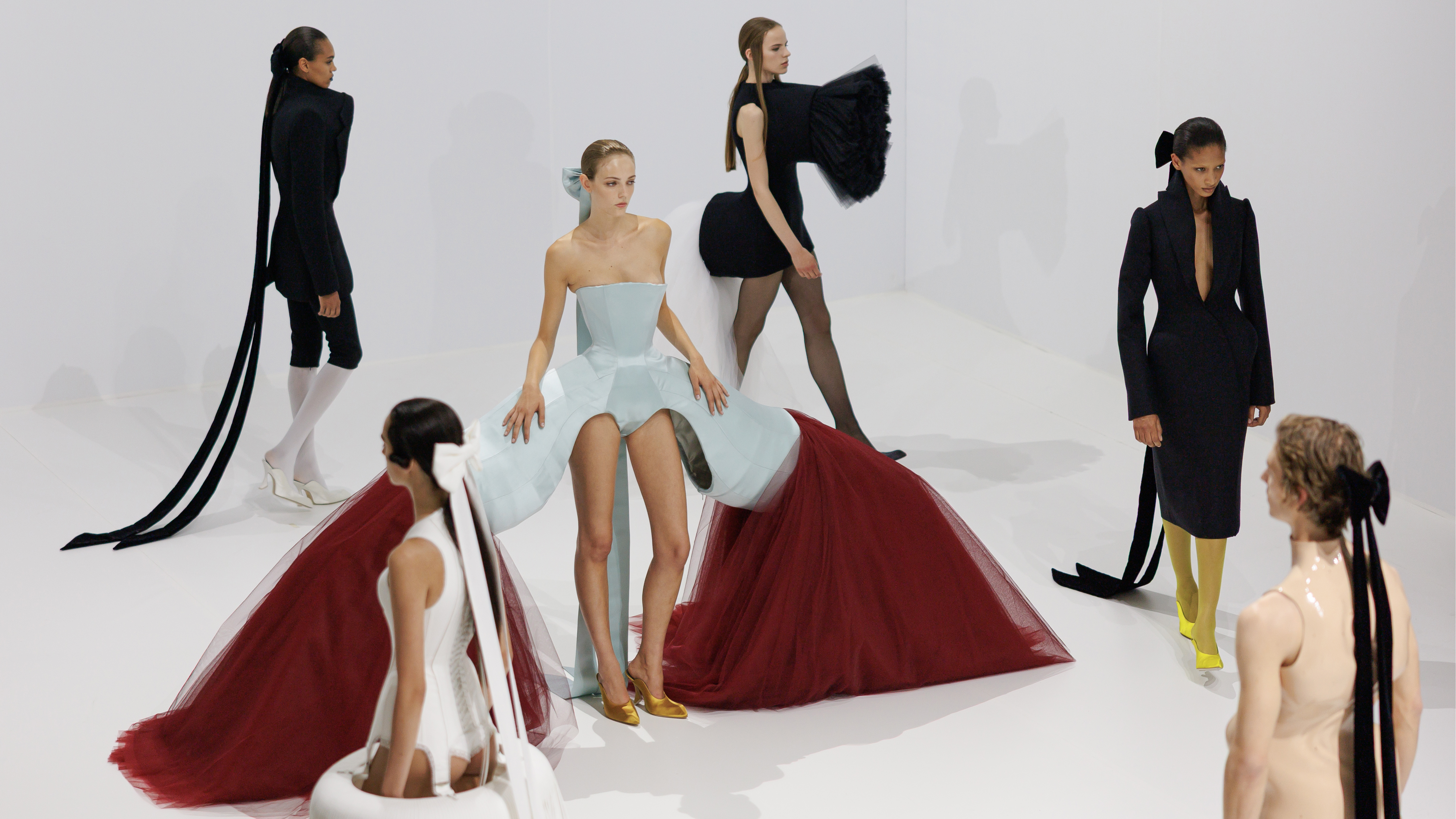  Haute Couture AH26-27 
looks