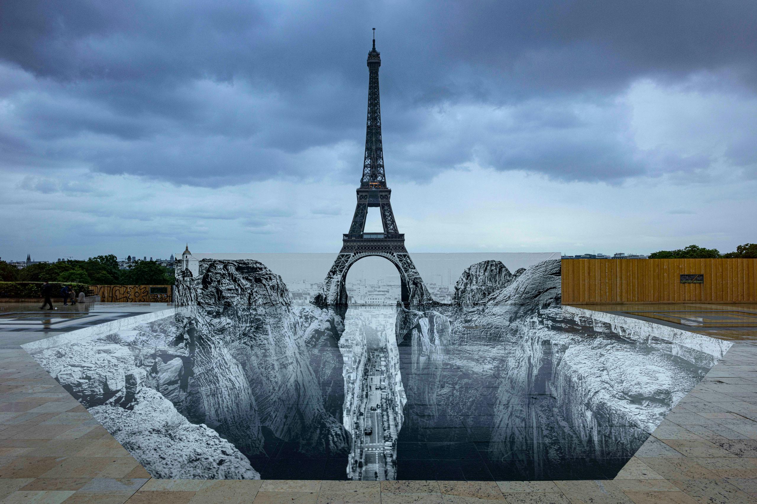 LES FALAISES DU TROCADÉRO