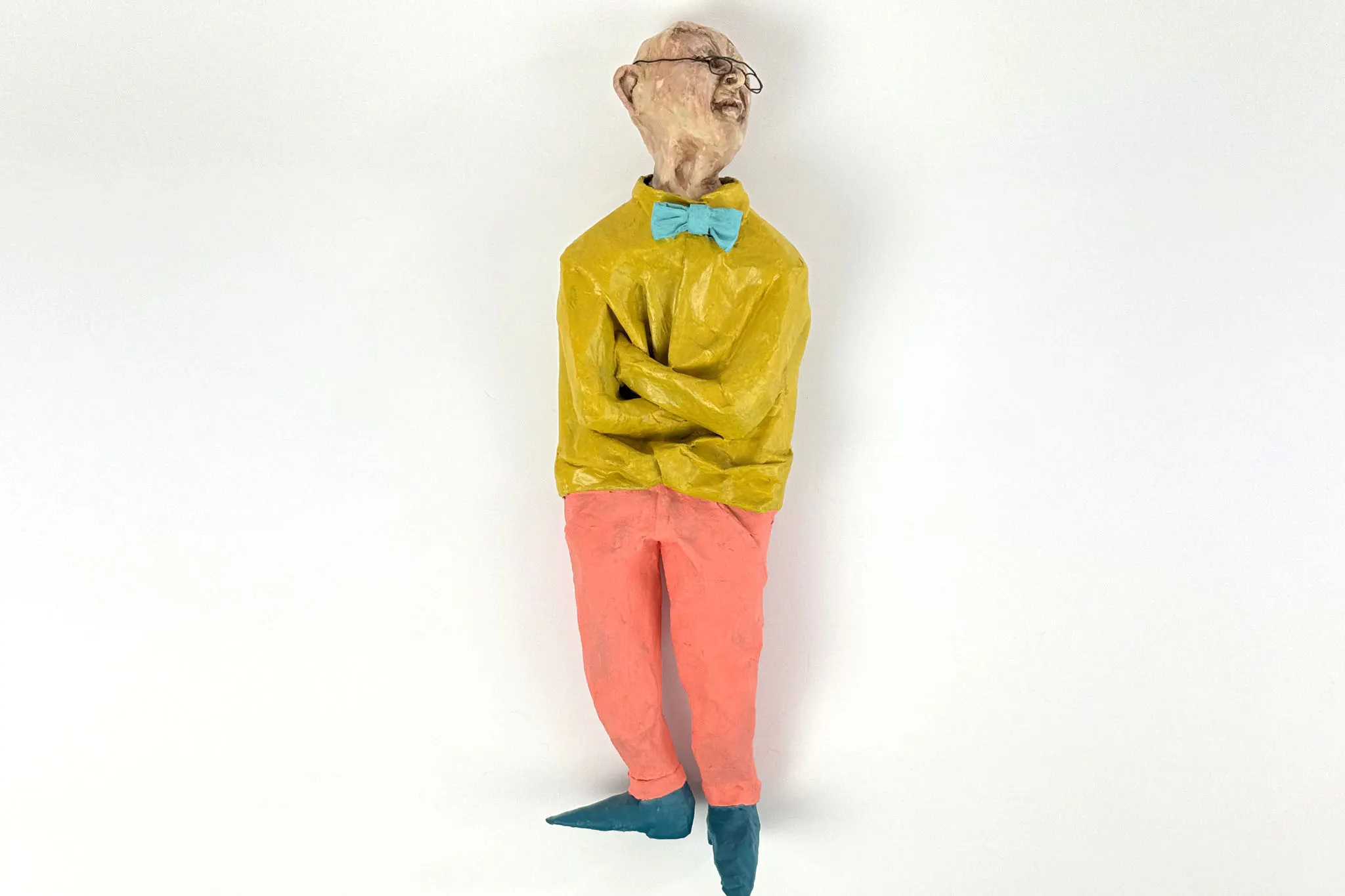 Julia Williamson - THE ART CRITIQUES - 1