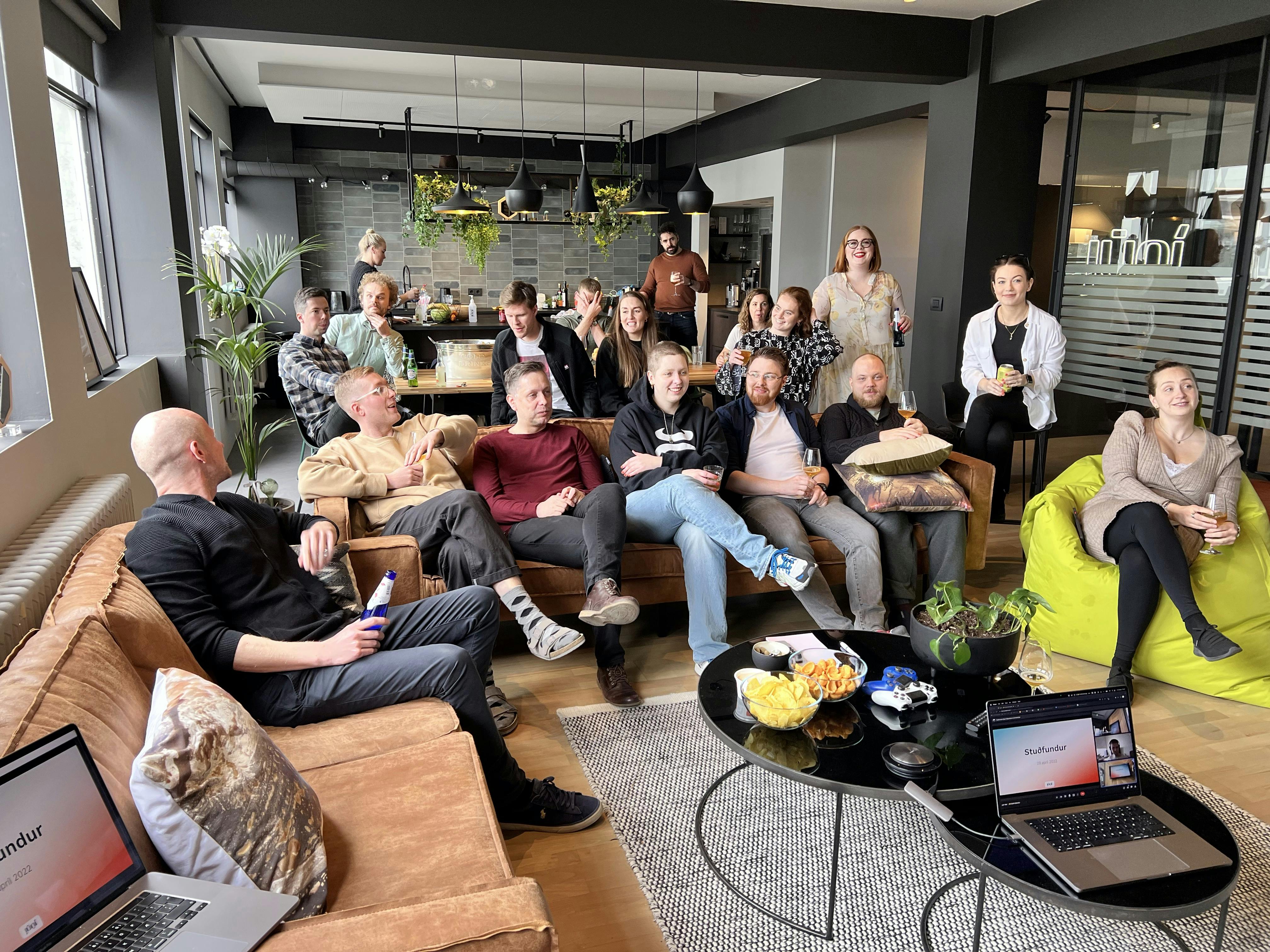 A glimpse into the office life at Júní