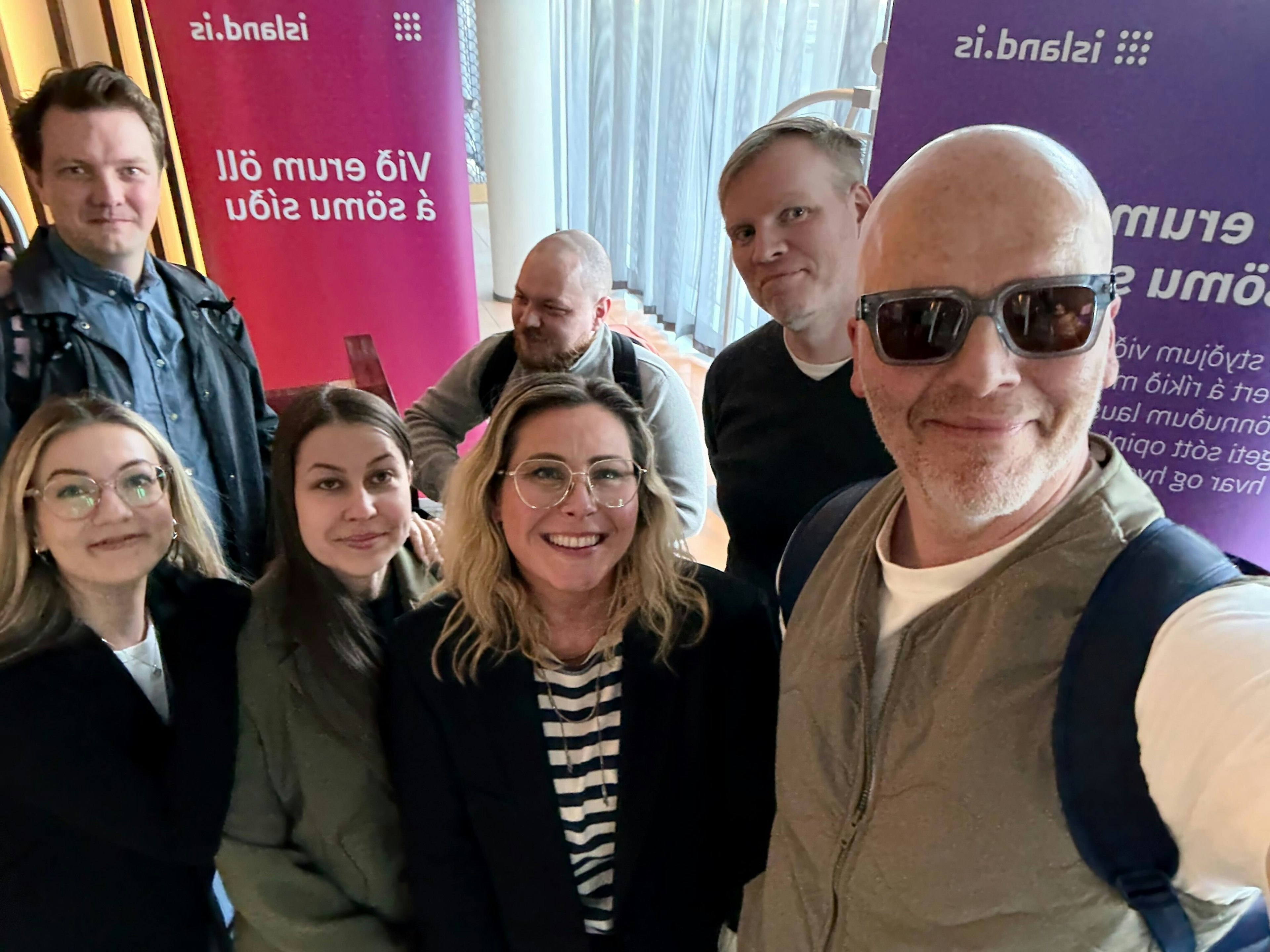 image and caption image