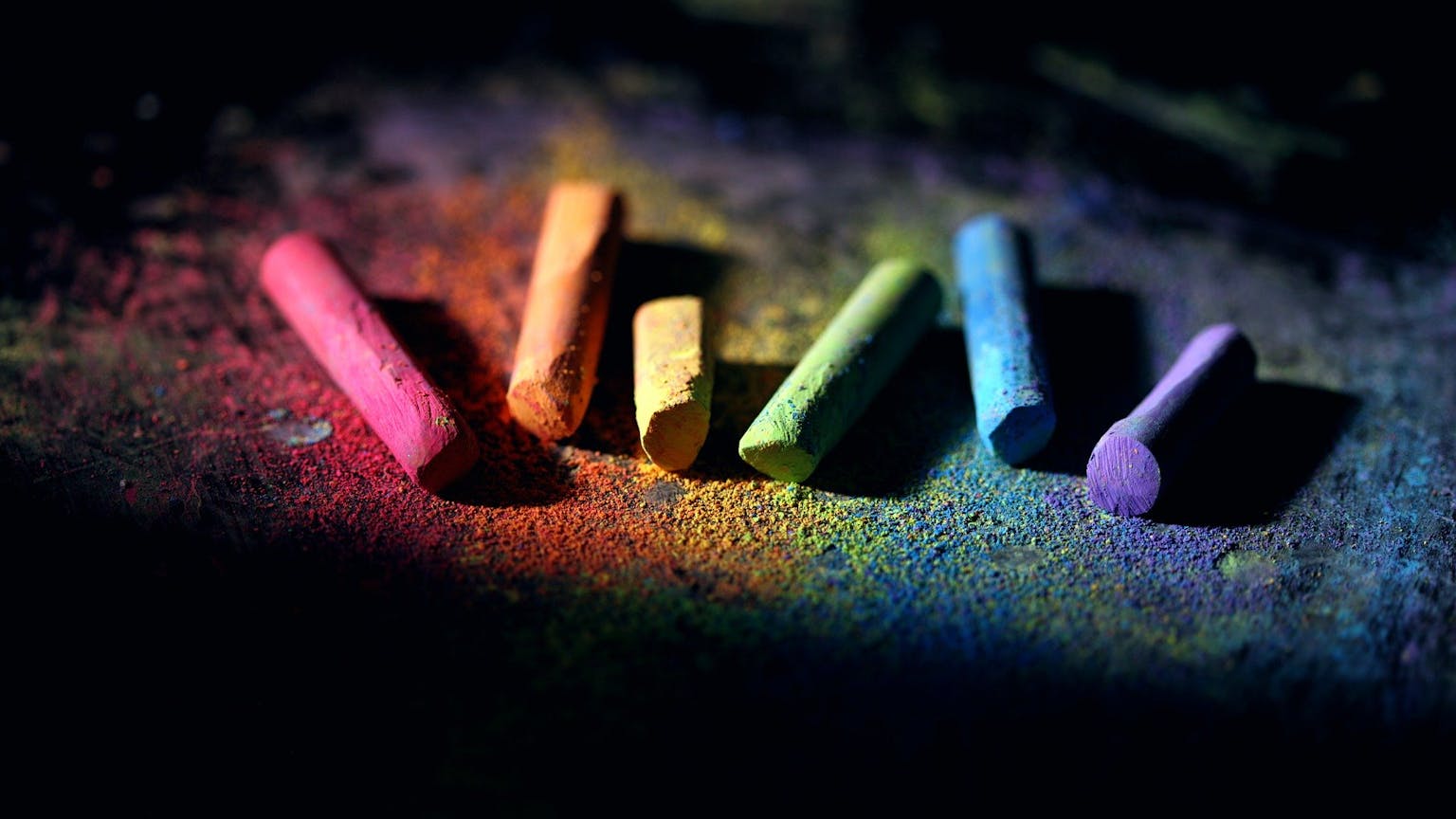 Photo of multicoloured chalk