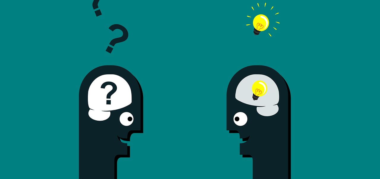 two heads, one with question marks the other with idea lightbulbs