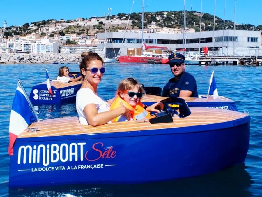 miniboat en famille sète