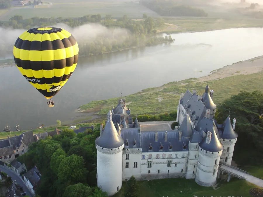 Vol en montgolfière sur les chateaux de la Loire
