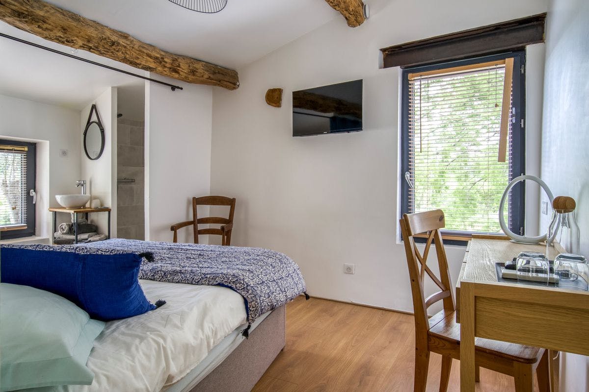 Chambre double avec salle d'eau
