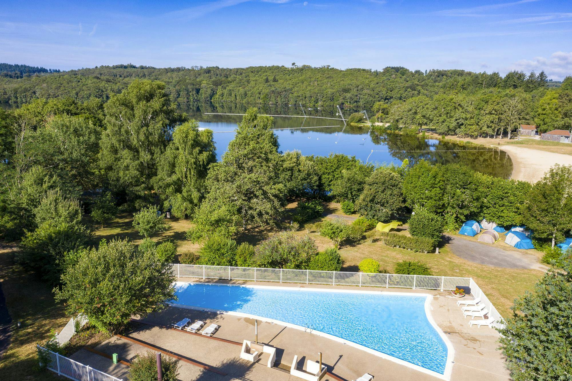 Camping avec piscine en Haute-vienne