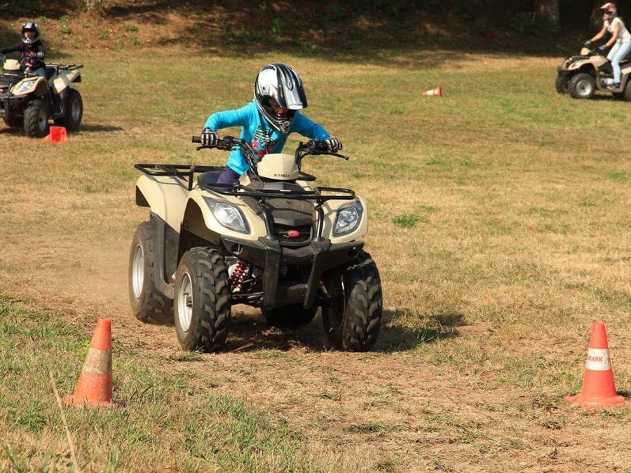 Initiation au pilotage de quad ou moto pour enfants