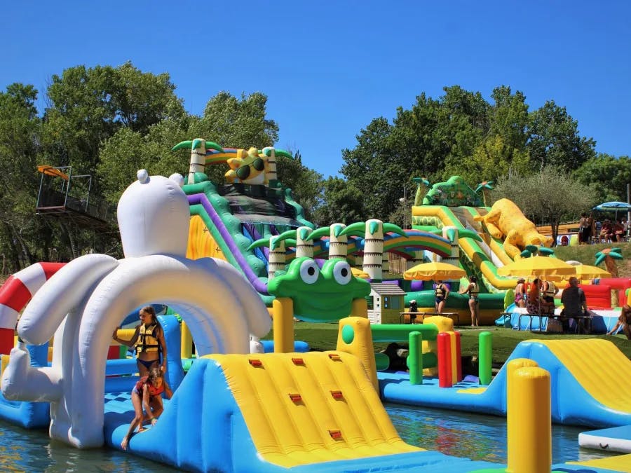 Parc aquatique pour enfants dans le Var