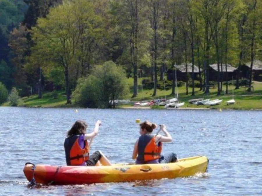 Location de canoe au lac des settons