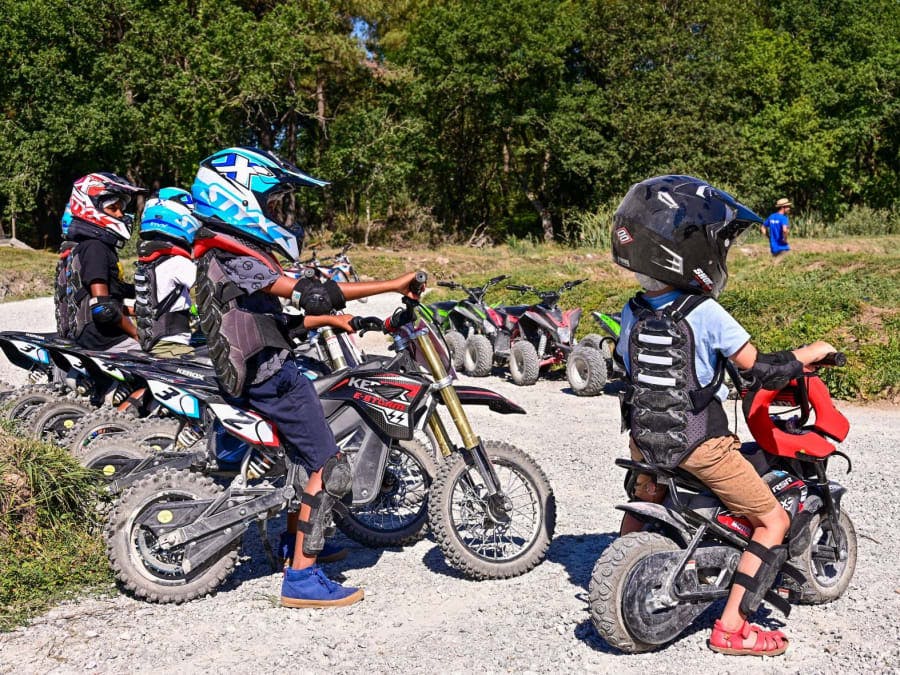 Parcours en Quads et Motos pour enfants à Carnac (56)