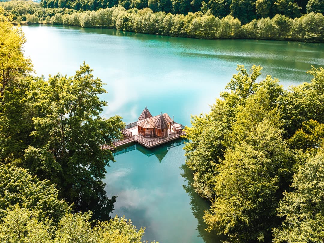 Cabane flottante 4 personne avec spa