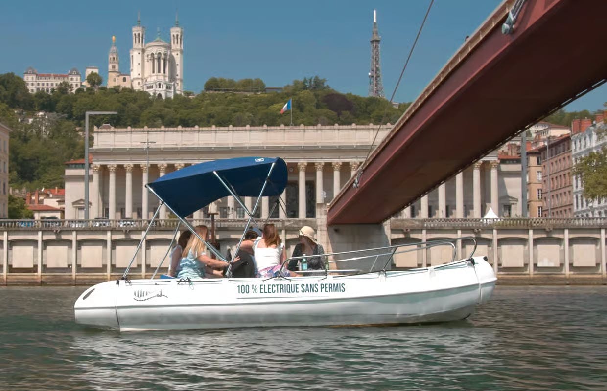 Lyon - location de bateaux sans permis
