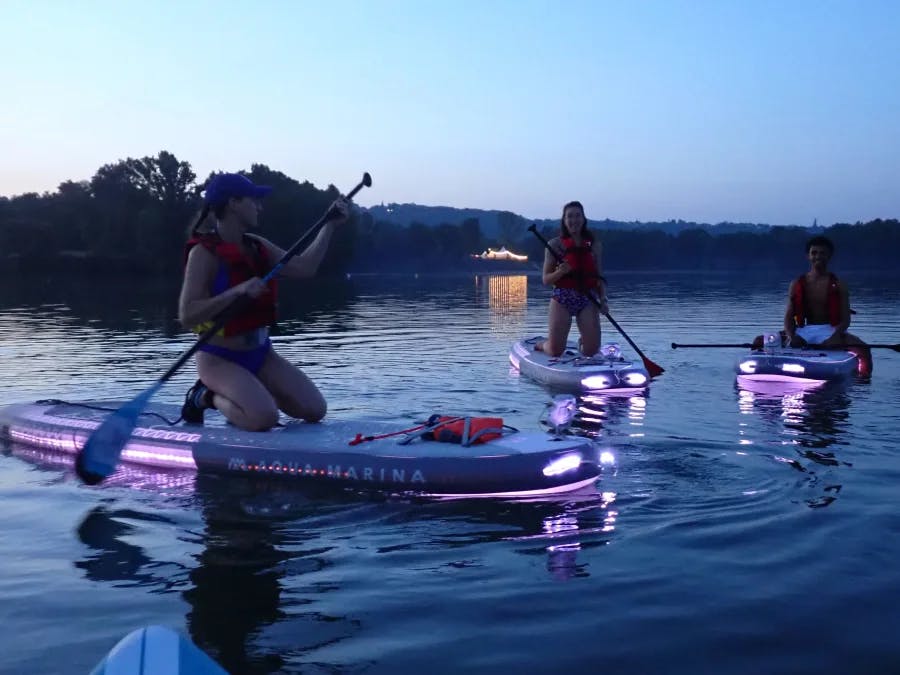 Stand Up Paddle au coucher du soleil à Lyon (69) 