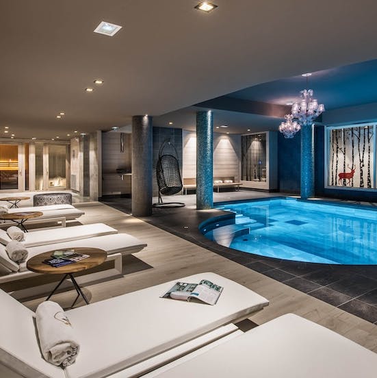 Résidence familiale avec piscine val d'isère