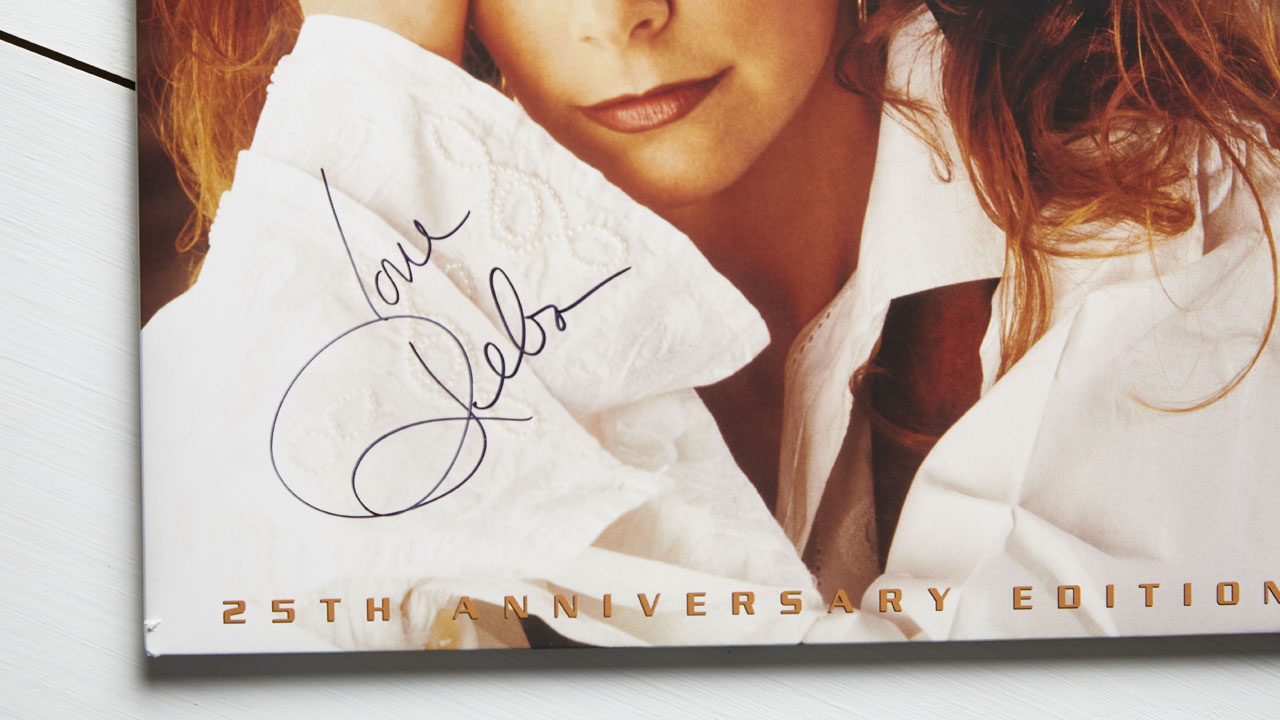 Close up of Reba's 25th anniversary edition "Read my Mind" vinyl record.