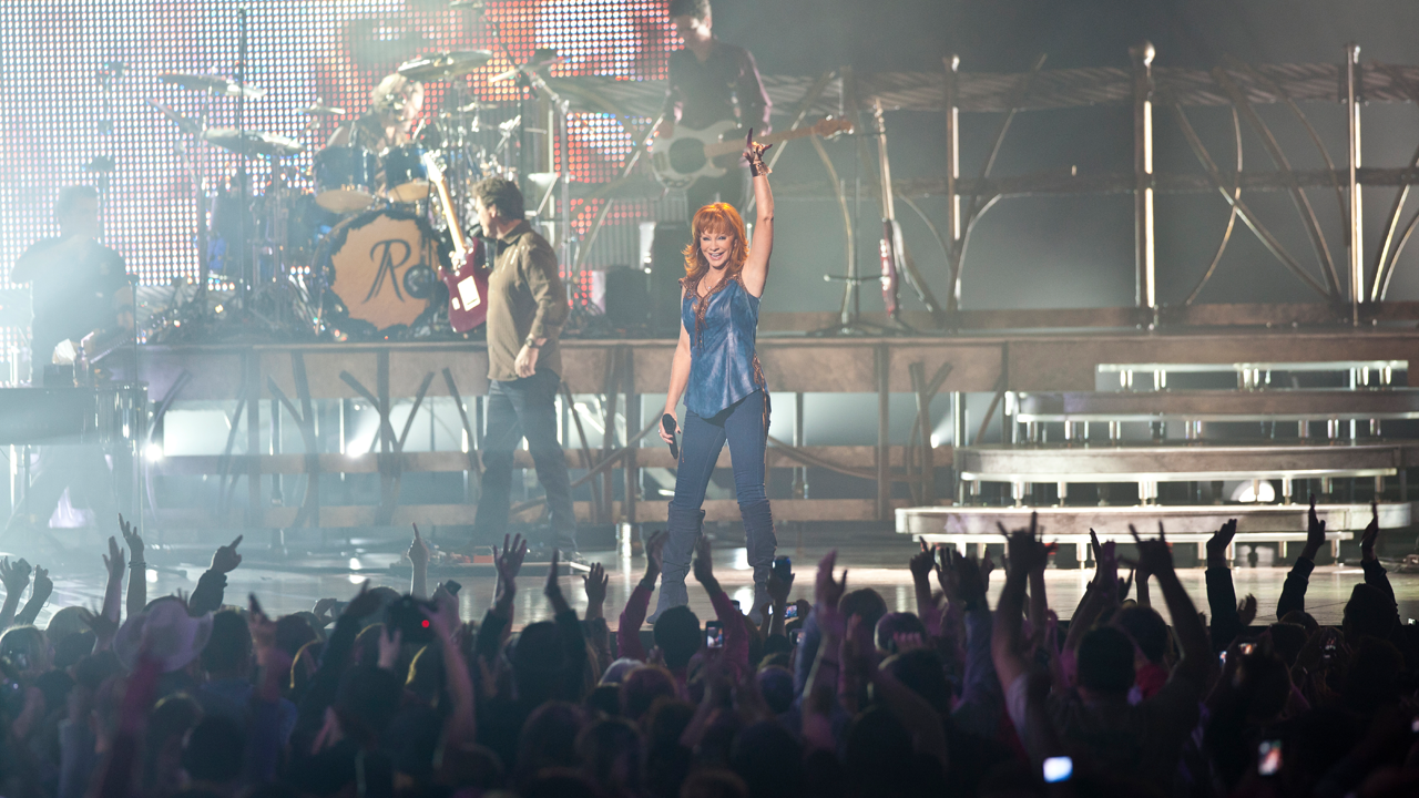 Reba performing on her 2011-12 tour.