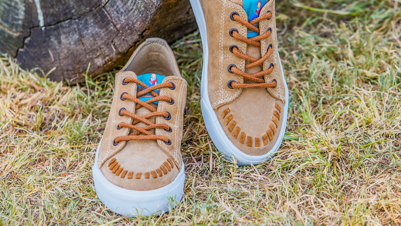 Reba by Justin® Susie 2.0 Tan sneakers