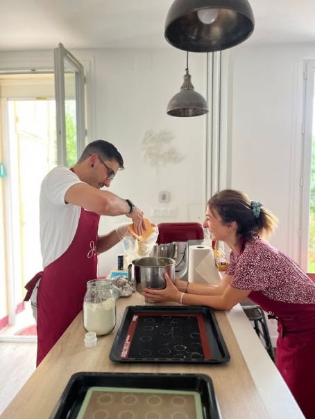 Justine en atelier choux pour adulte