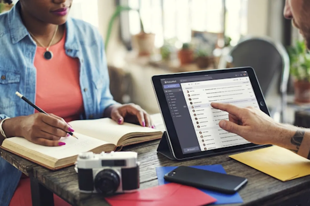 What common pitfalls can ruin campaigns when using email marketing tools?