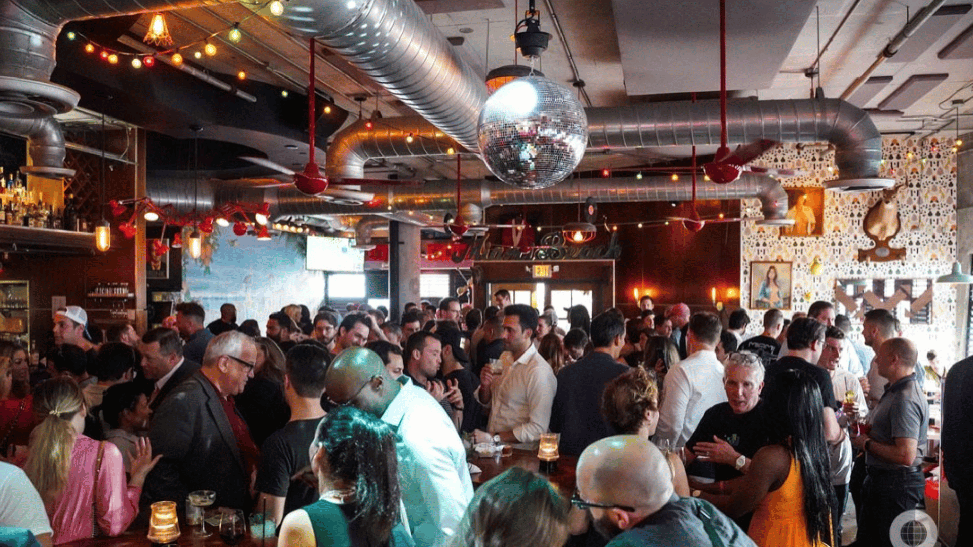 Photo of a conference happy hour
