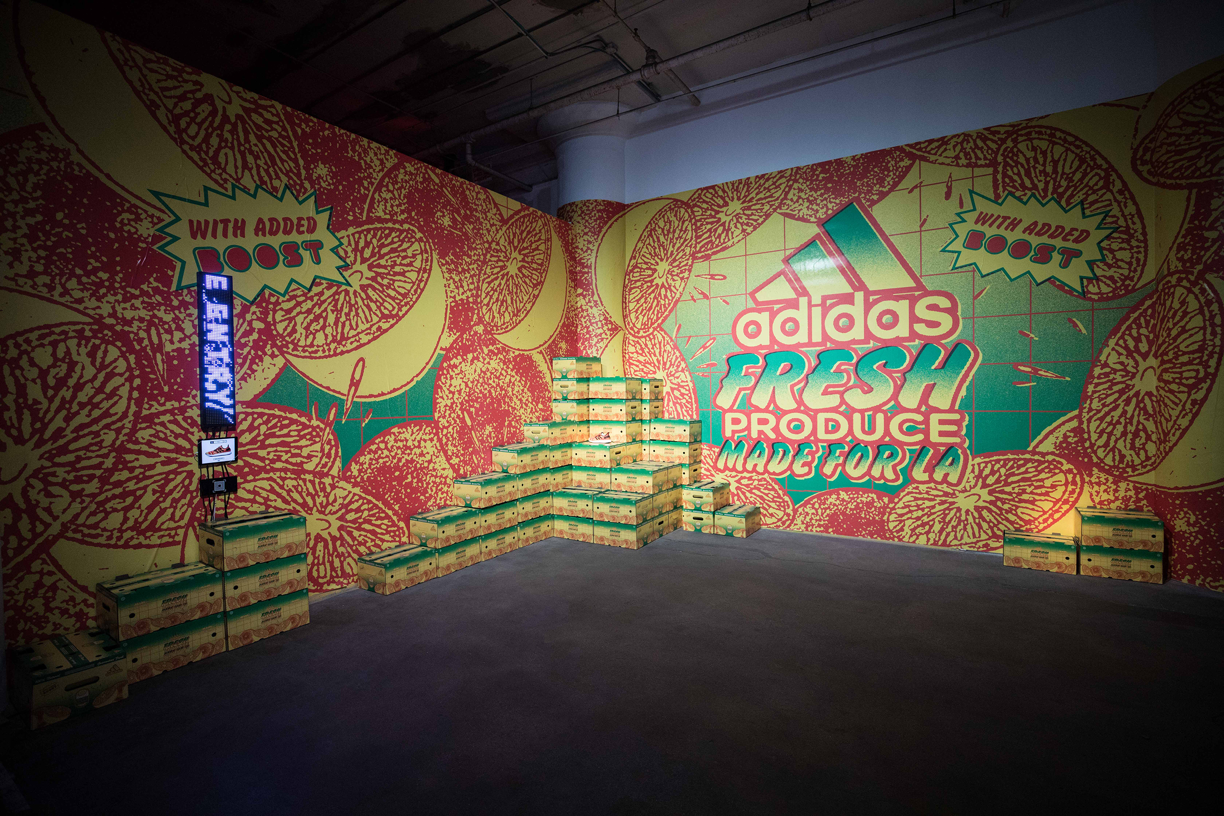 ADIDAS 747 WAREHOUSE ST. Kamp Grizzly